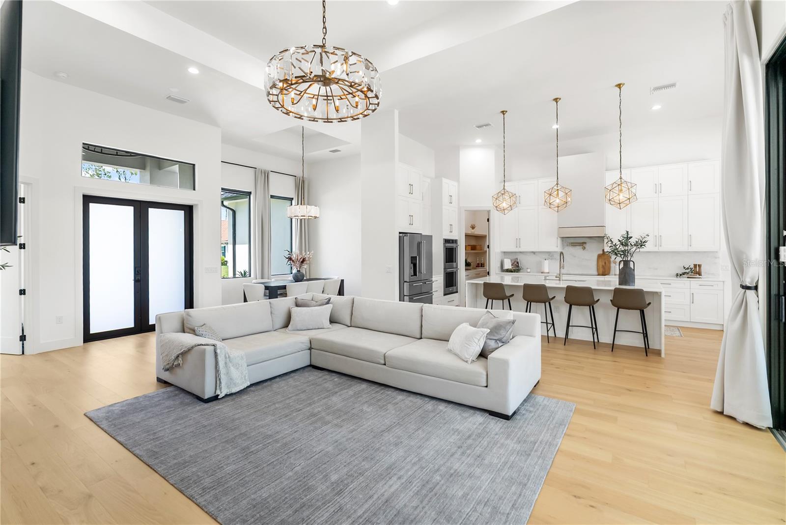 Image 53 of 94 For 13125 Irwin Drive