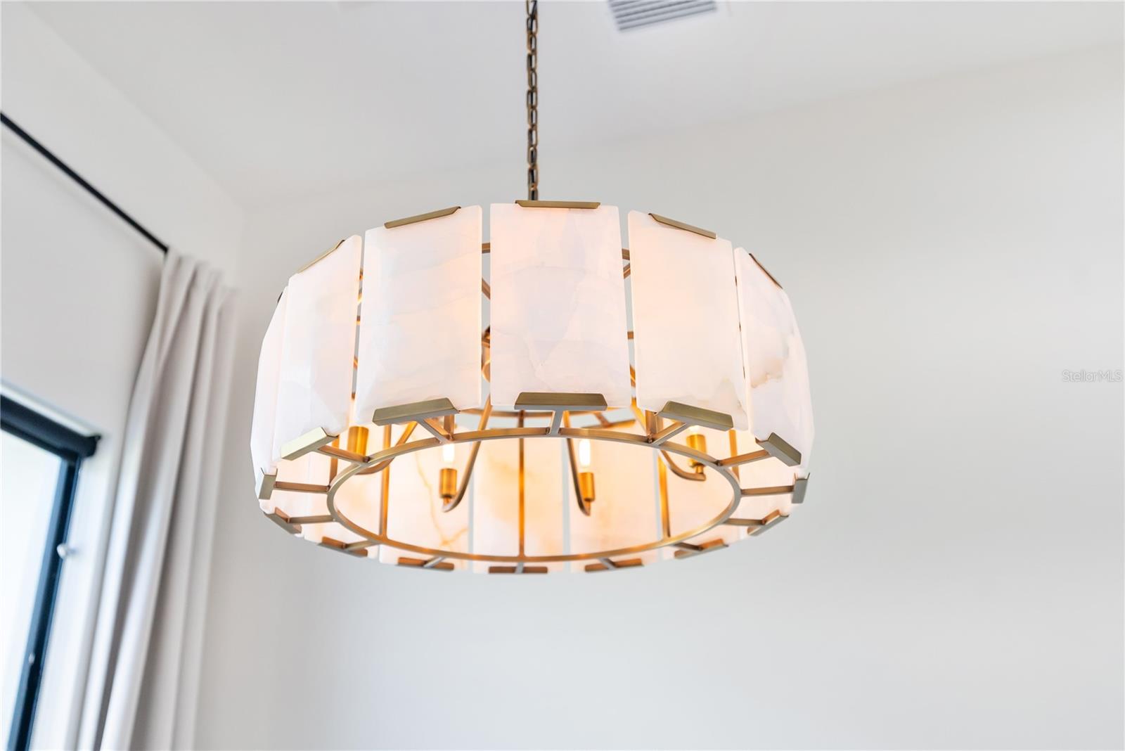 Image 62 of 94 For 13125 Irwin Drive