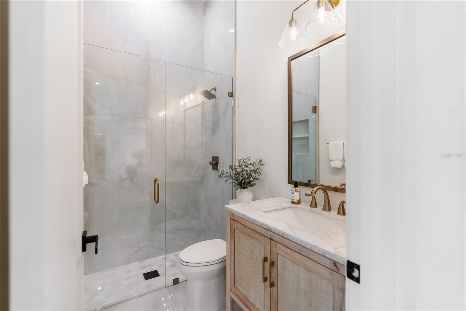 Image 64 of 94 For 13125 Irwin Drive