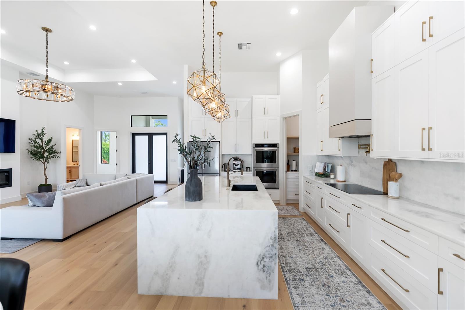 Image 67 of 94 For 13125 Irwin Drive