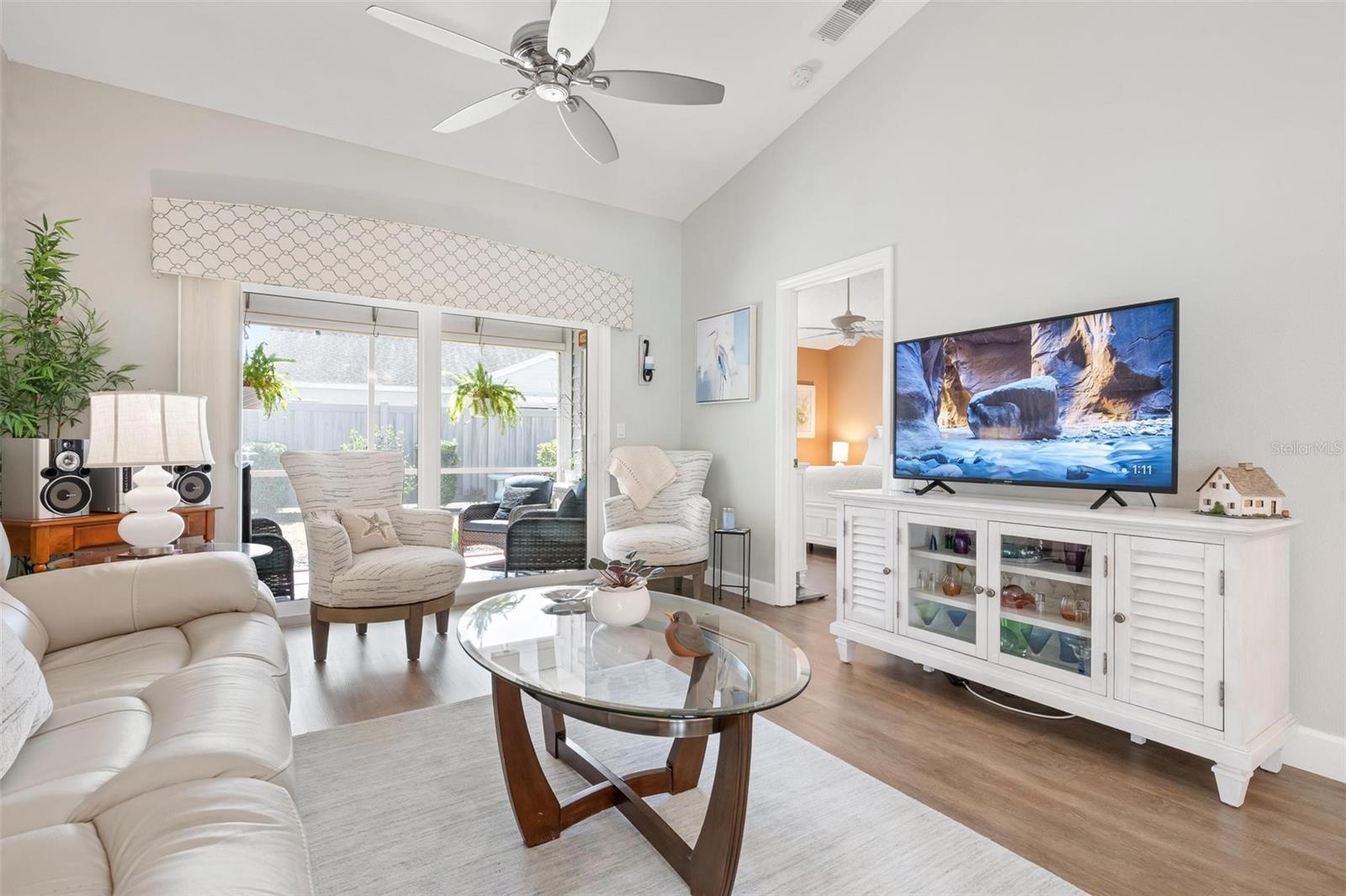 Image 10 of 50 For 776 Wedgewood Court 109