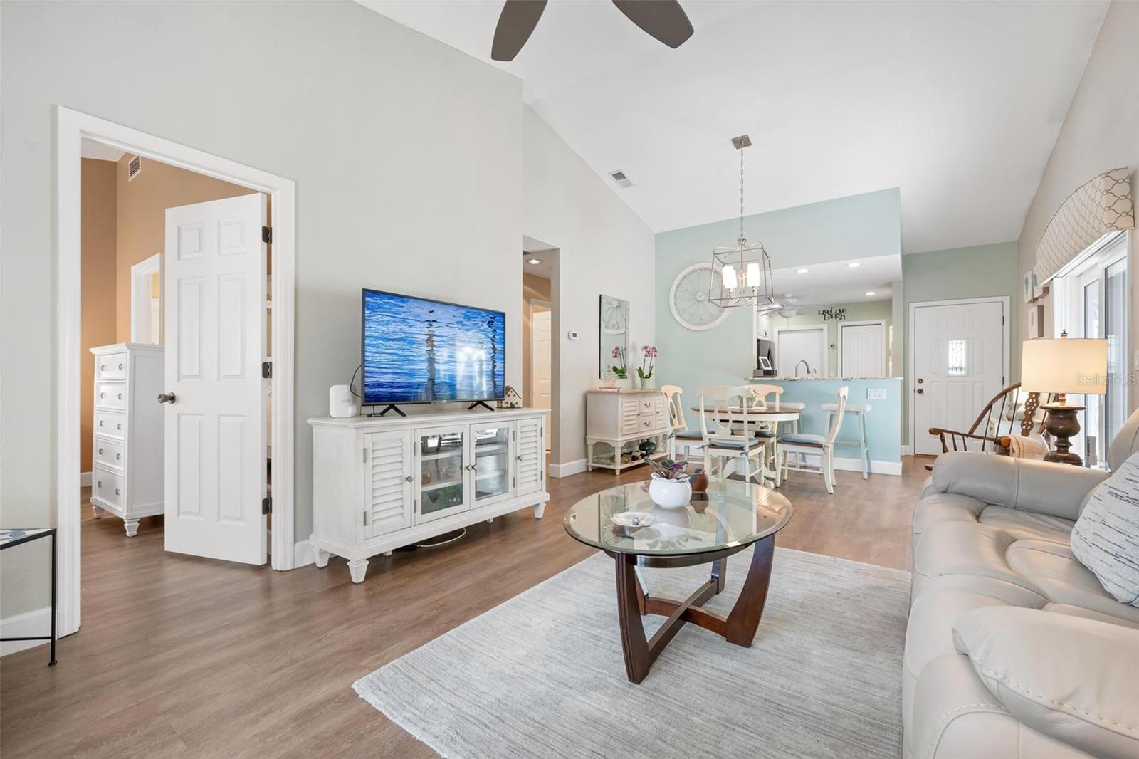 Image 12 of 50 For 776 Wedgewood Court 109