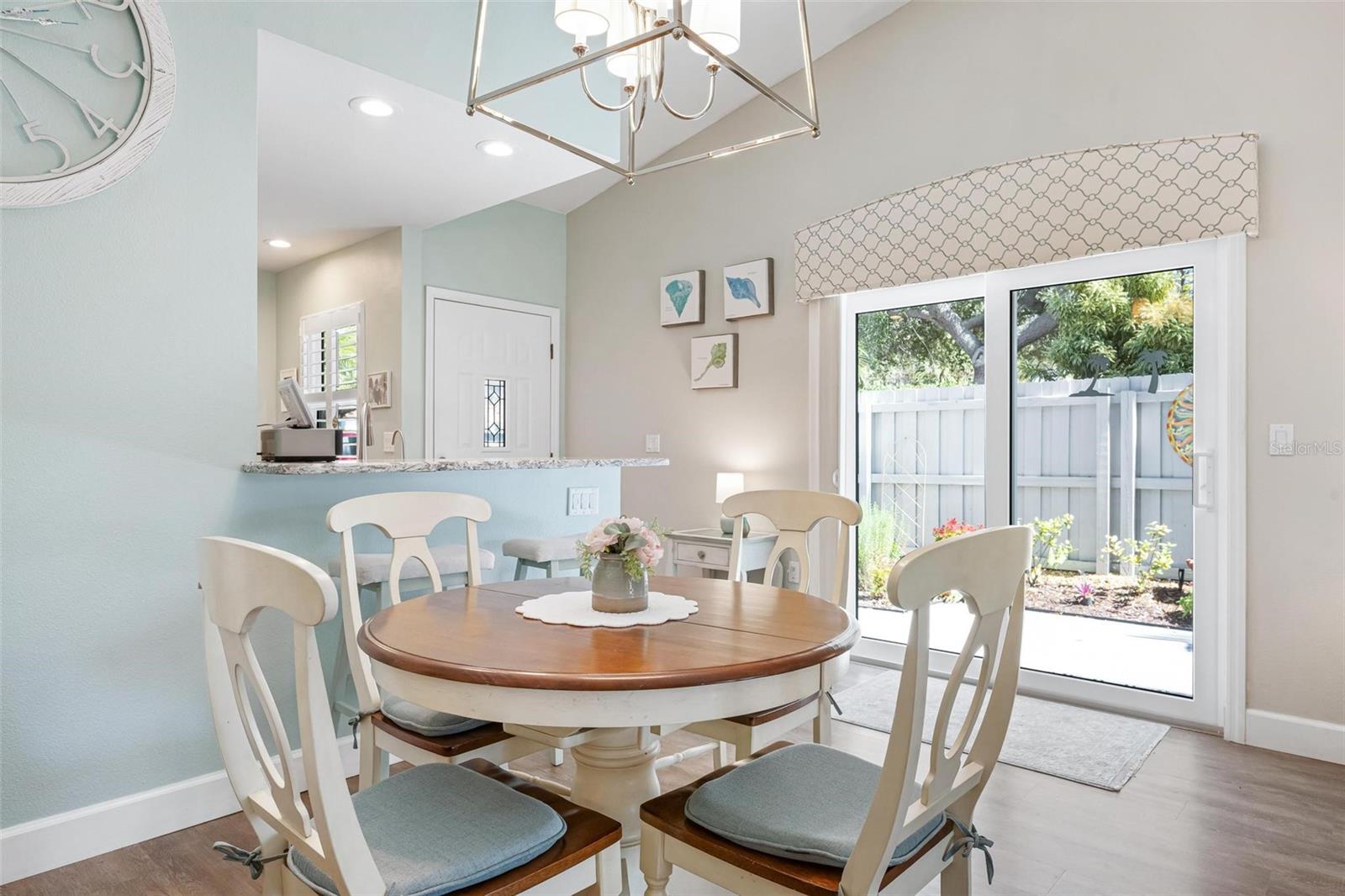 Image 14 of 50 For 776 Wedgewood Court 109