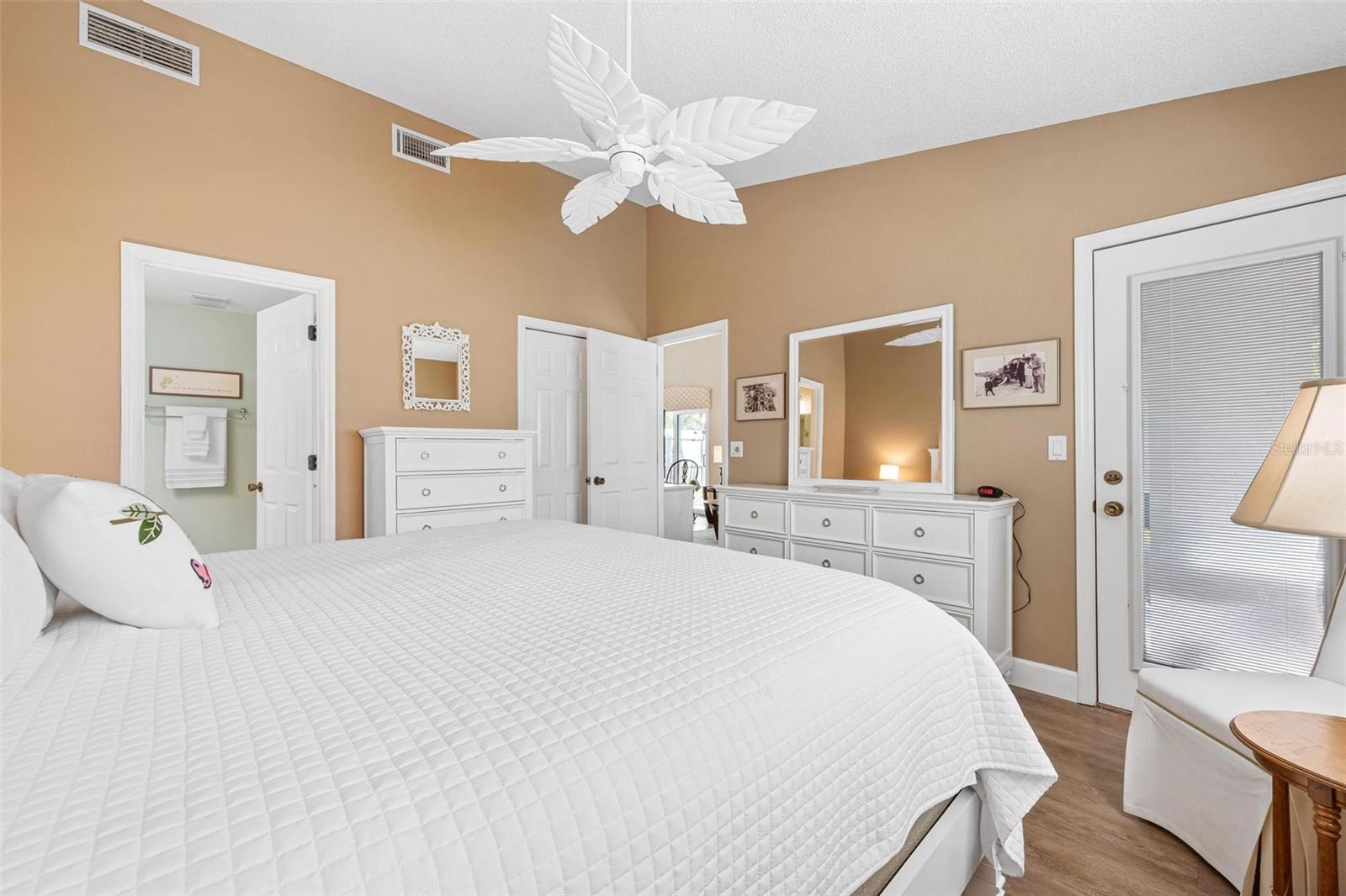 Image 22 of 50 For 776 Wedgewood Court 109