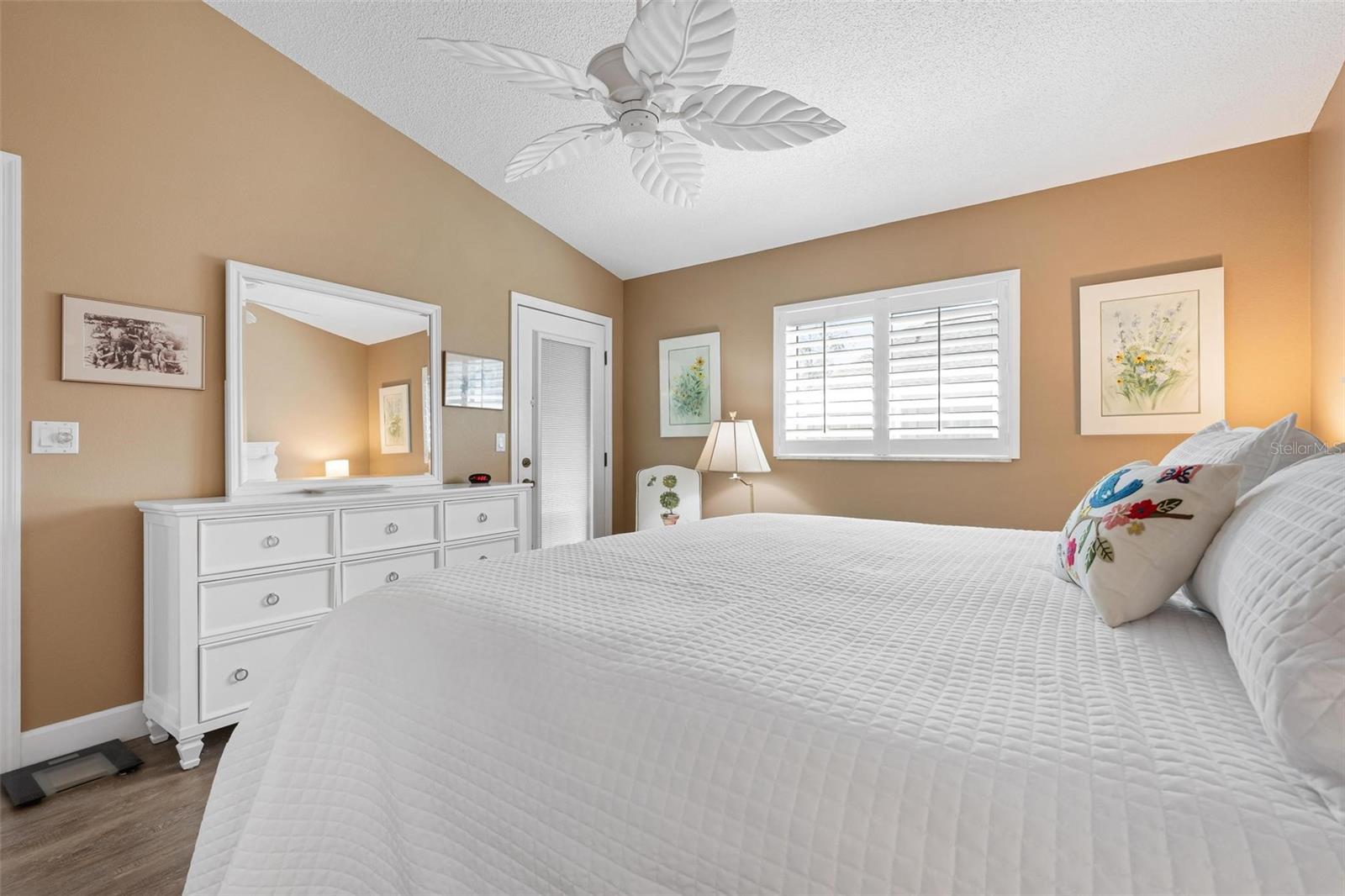 Image 23 of 50 For 776 Wedgewood Court 109