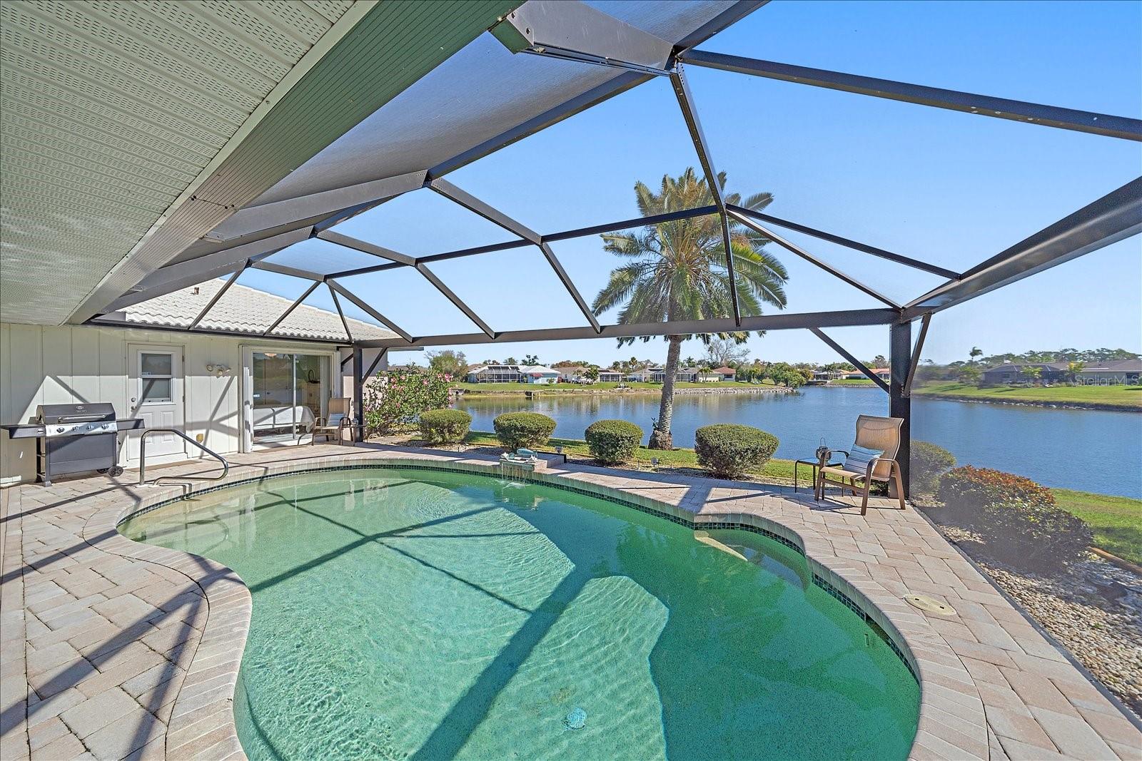 Listing photo id 38 for 1824 Raintree Lane