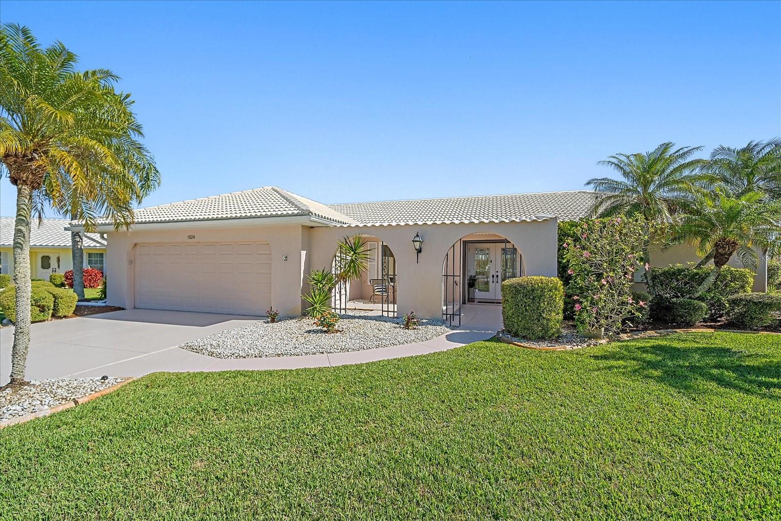 Listing photo id 50 for 1824 Raintree Lane