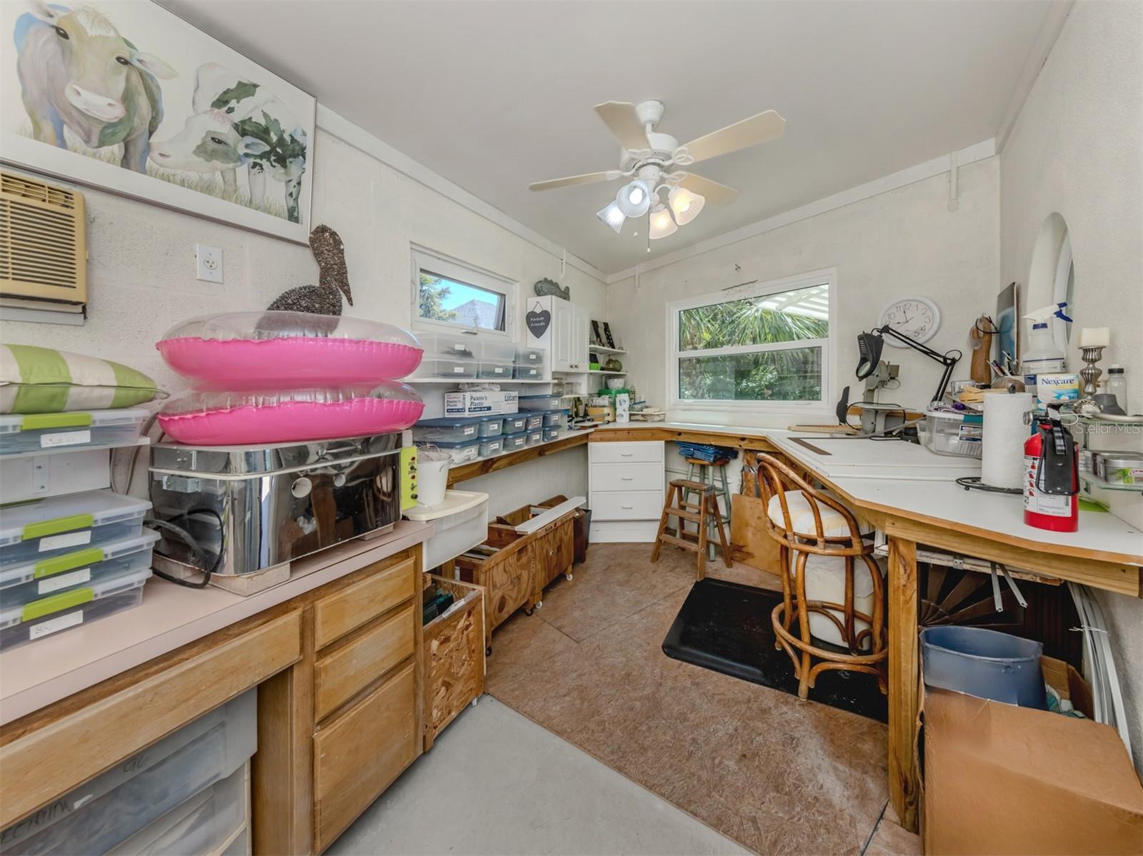 Image 29 of 48 For 337 Harbor Drive S