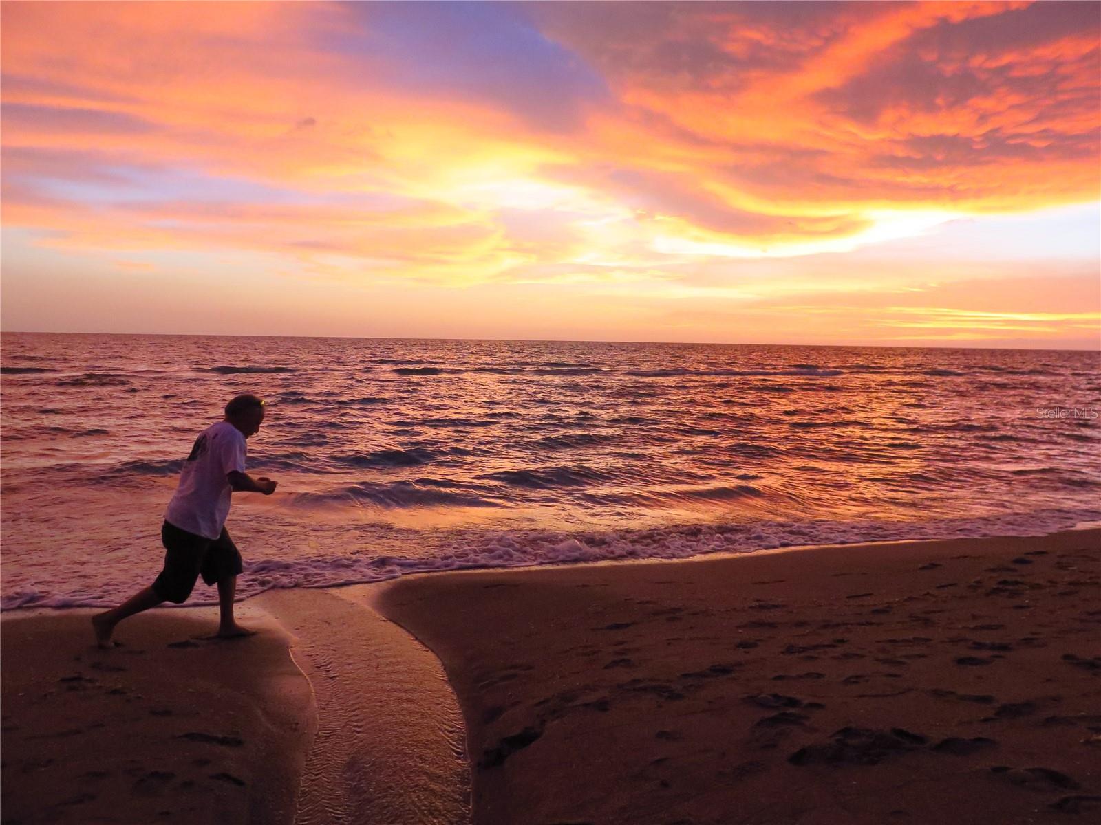 Image 48 of 48 For 337 Harbor Drive S