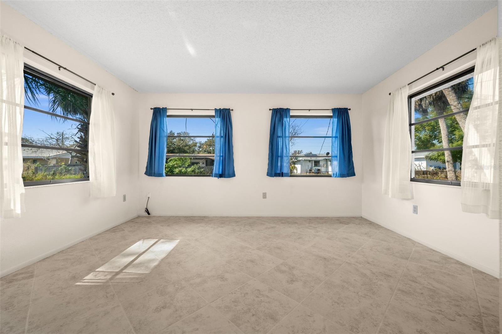 Image 10 of 28 For 3264 Virginia Road