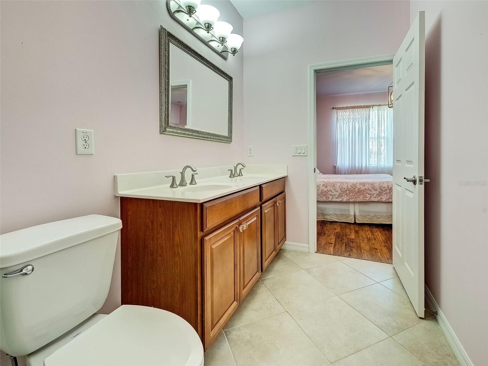 Image 20 of 61 For 4344 Lenox Boulevard