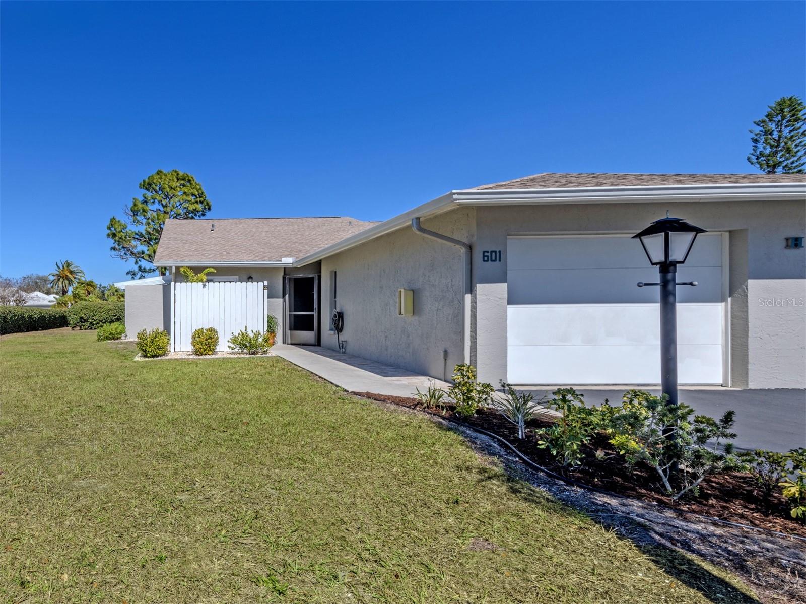 Details for 601 Pinebrook Crescent 1, VENICE, FL 34285