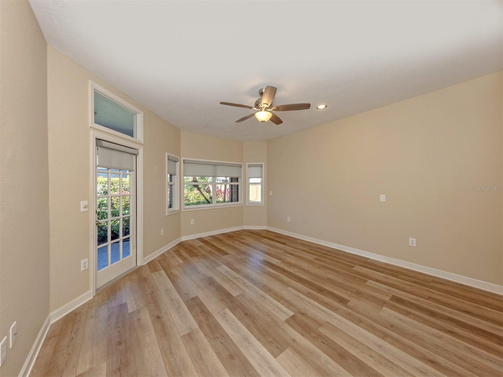 Image 19 of 48 For 444 Baynard Drive