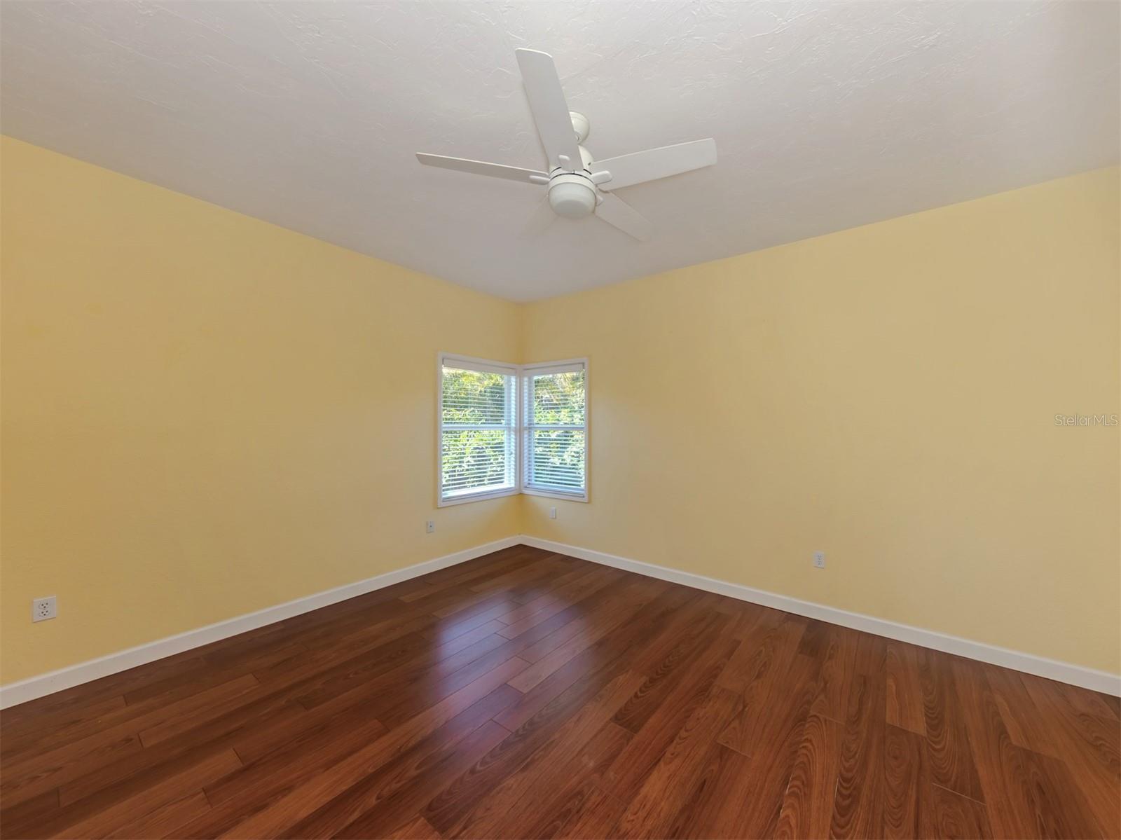 Image 24 of 48 For 444 Baynard Drive