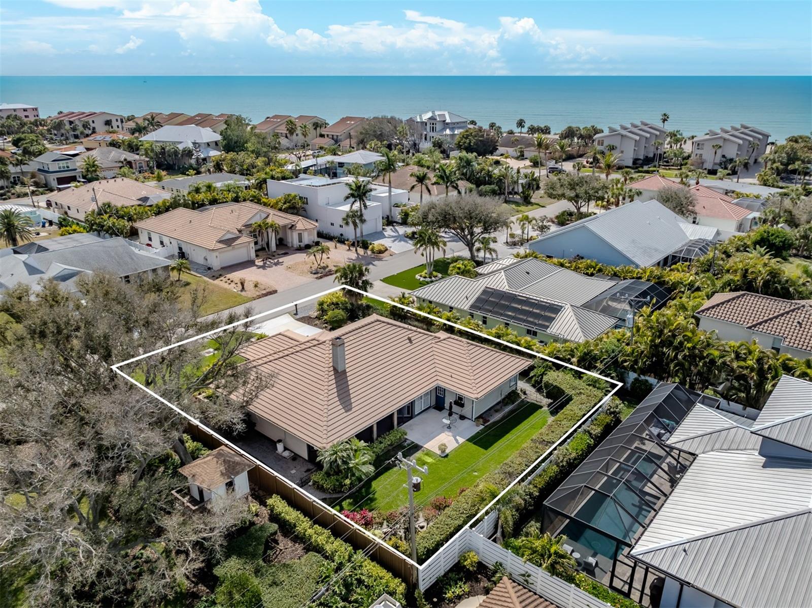 Image 4 of 48 For 444 Baynard Drive