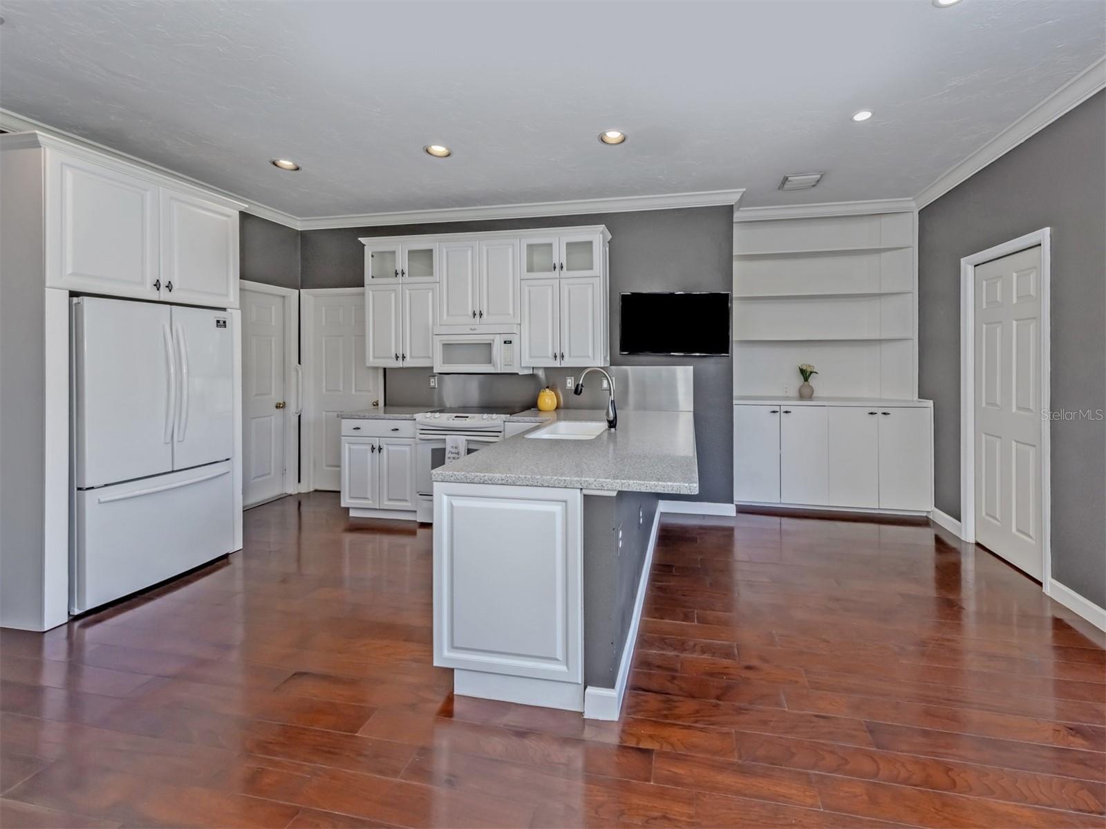 Image 9 of 48 For 444 Baynard Drive