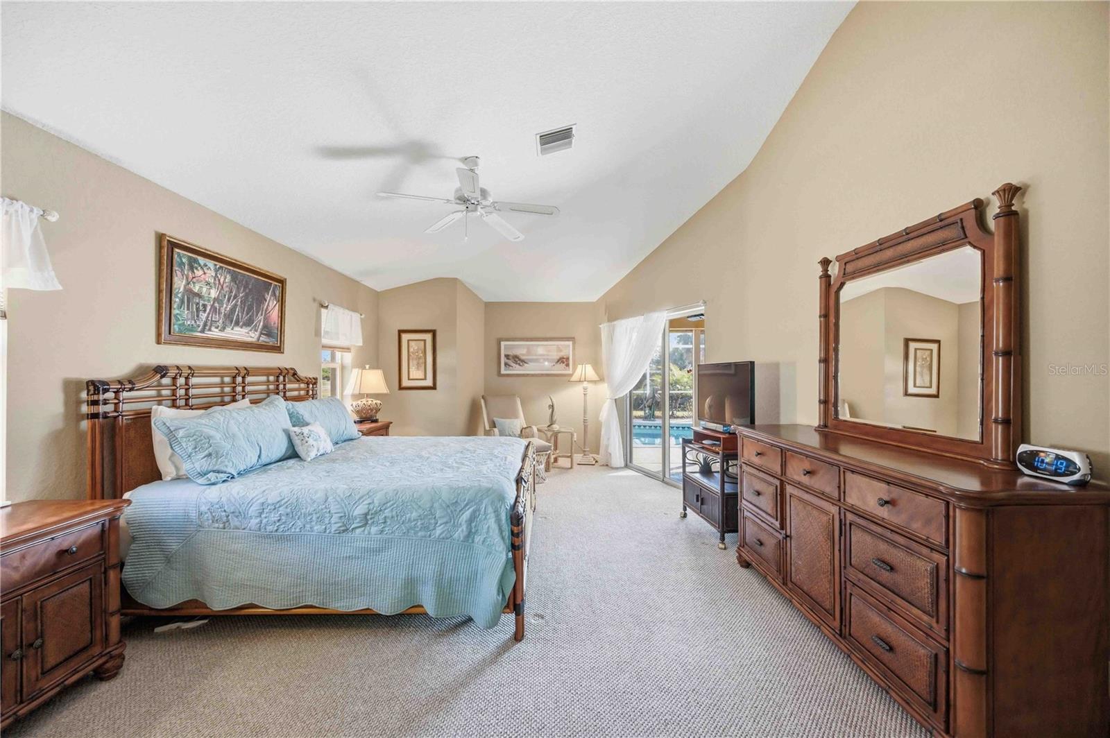 Image 22 of 54 For 55 Clubhouse Road