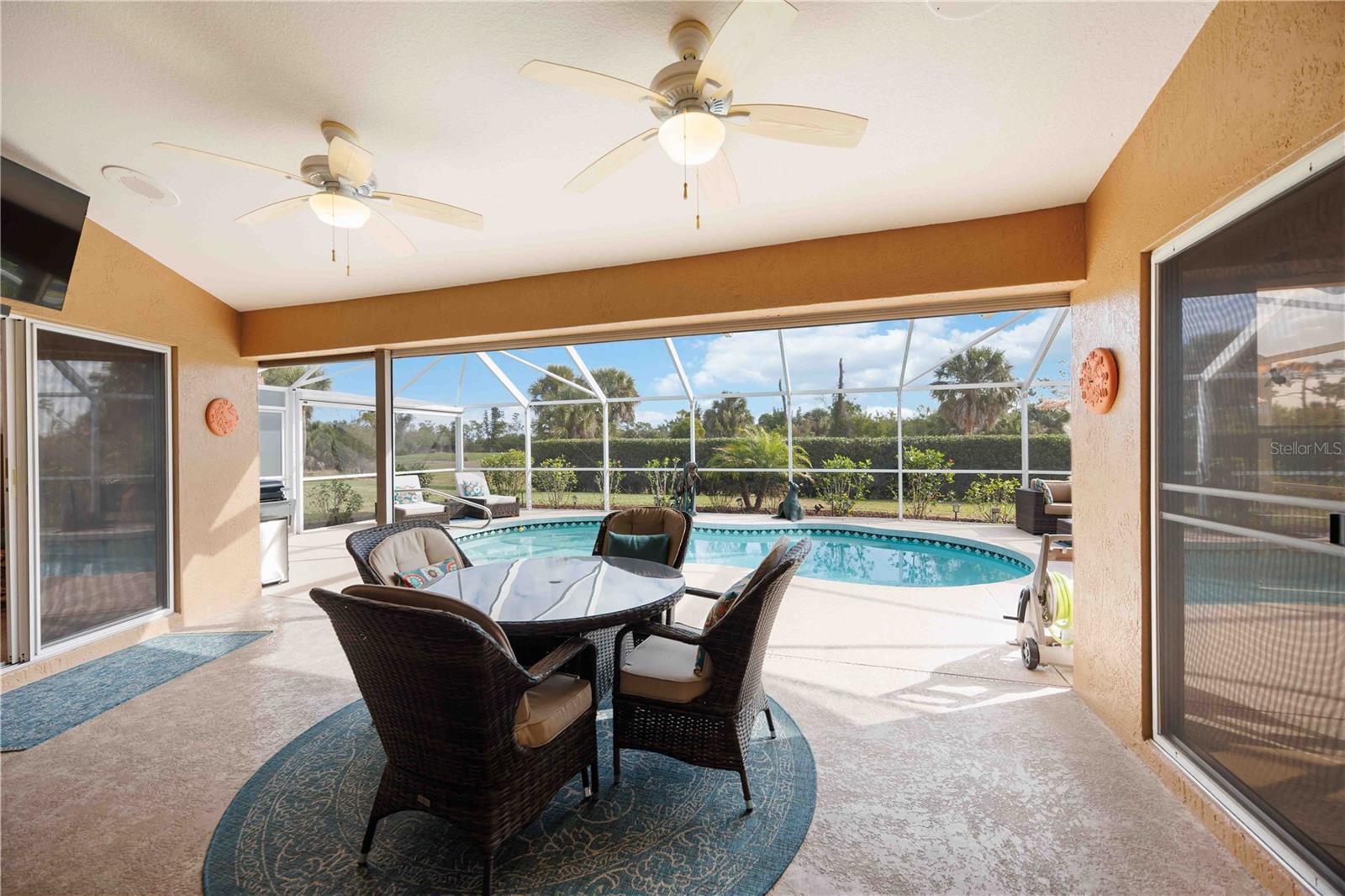 Image 35 of 54 For 55 Clubhouse Road