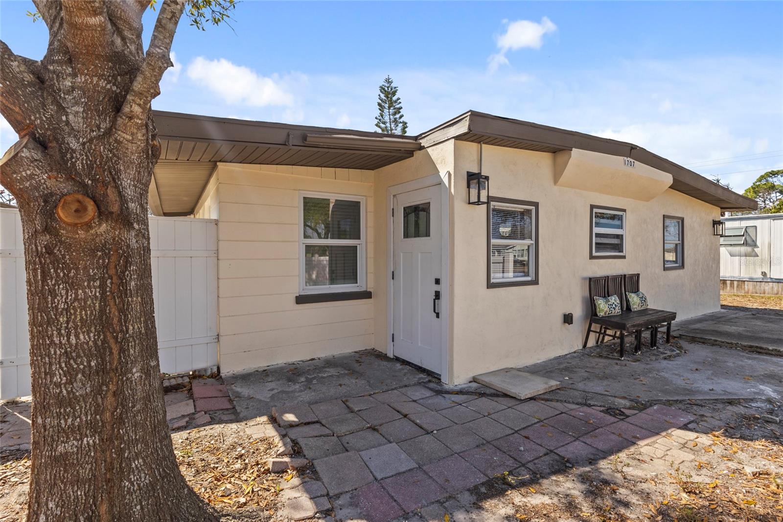 Image 4 of 21 For 1707 Scotties Place