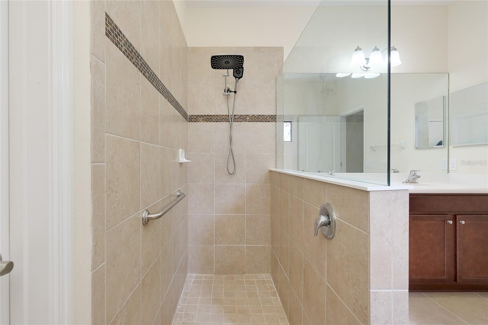 Image 27 of 87 For 228 Acerno Drive