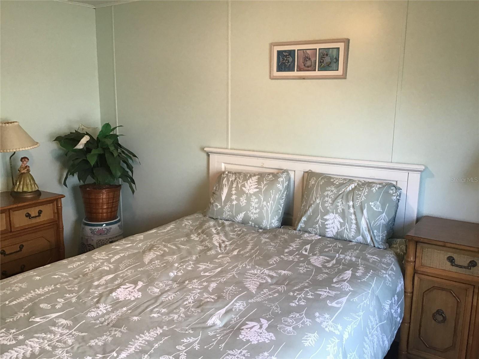 Image 13 of 16 For 6276 Oriole Boulevard