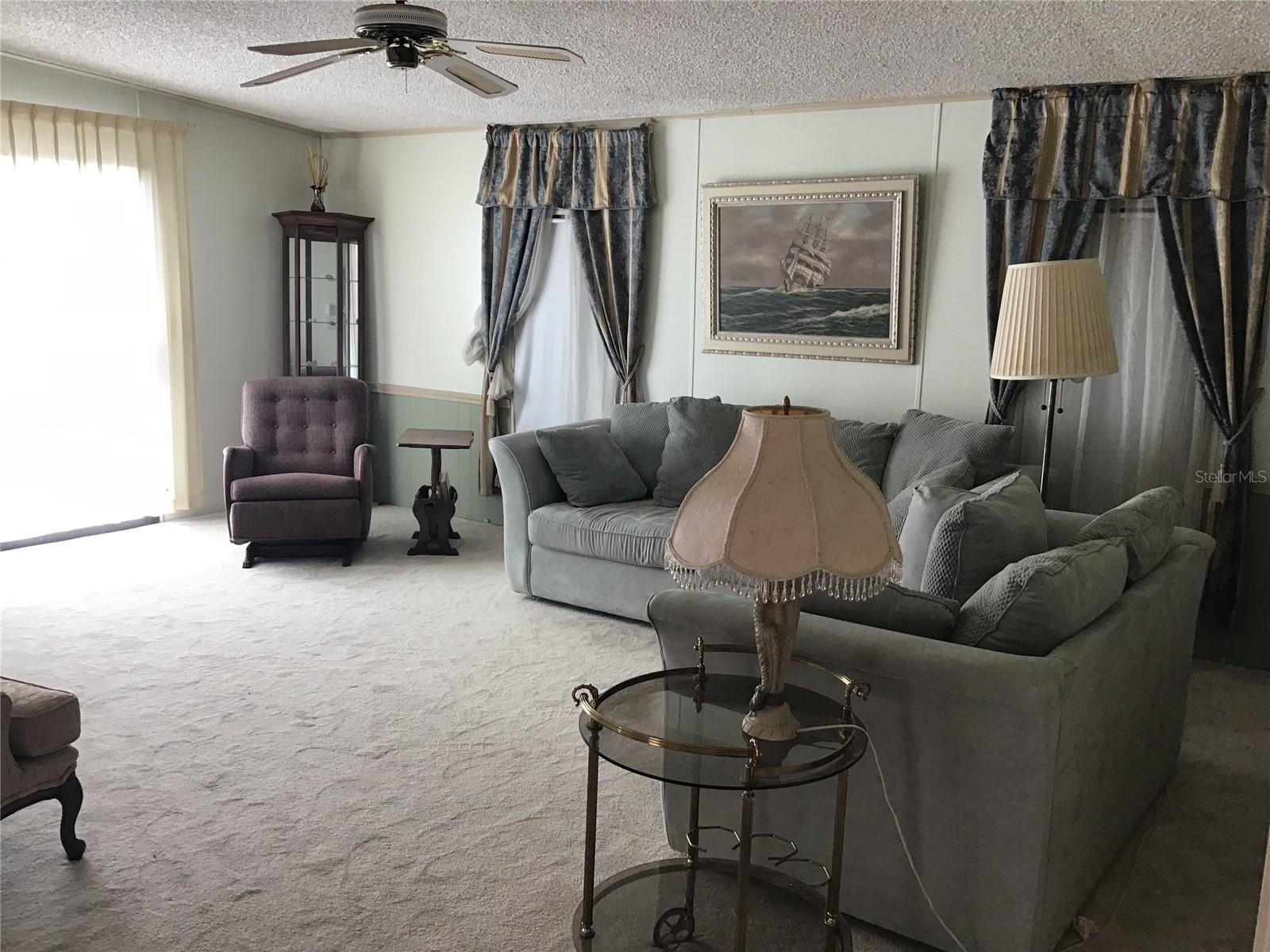 Image 3 of 16 For 6276 Oriole Boulevard