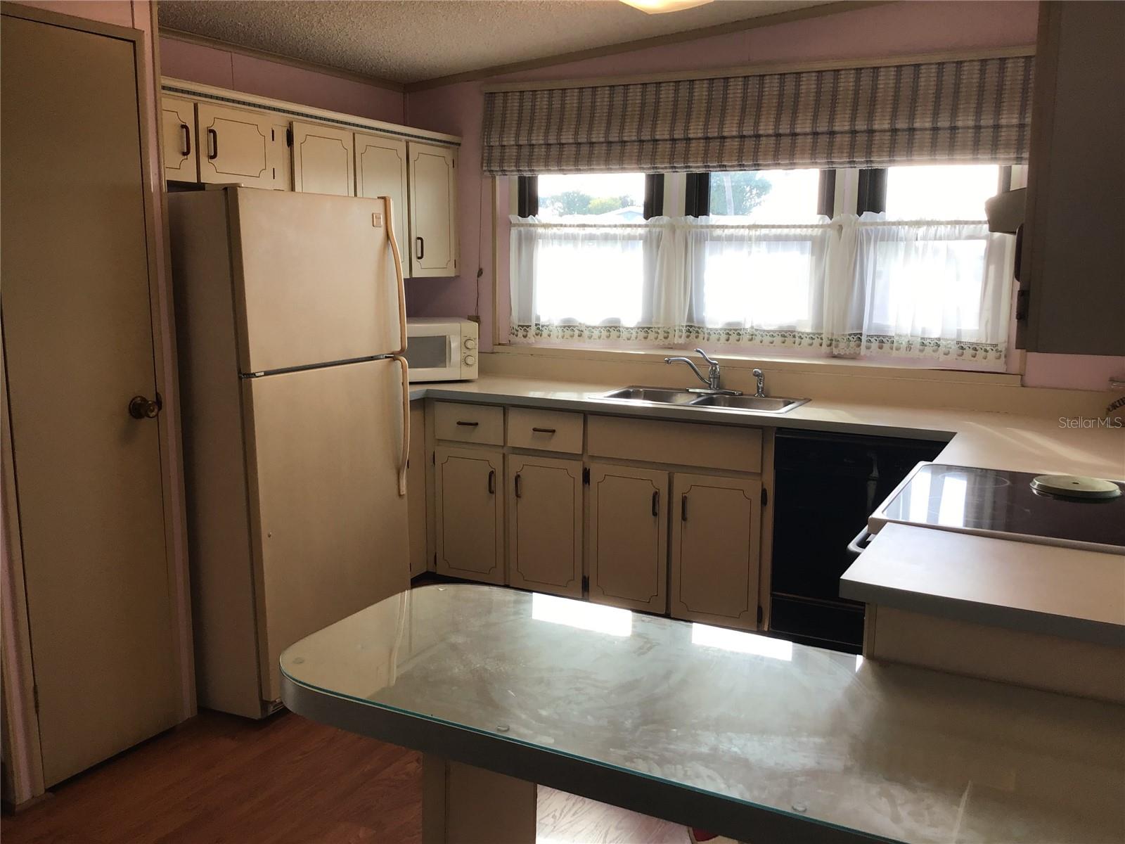 Image 6 of 16 For 6276 Oriole Boulevard