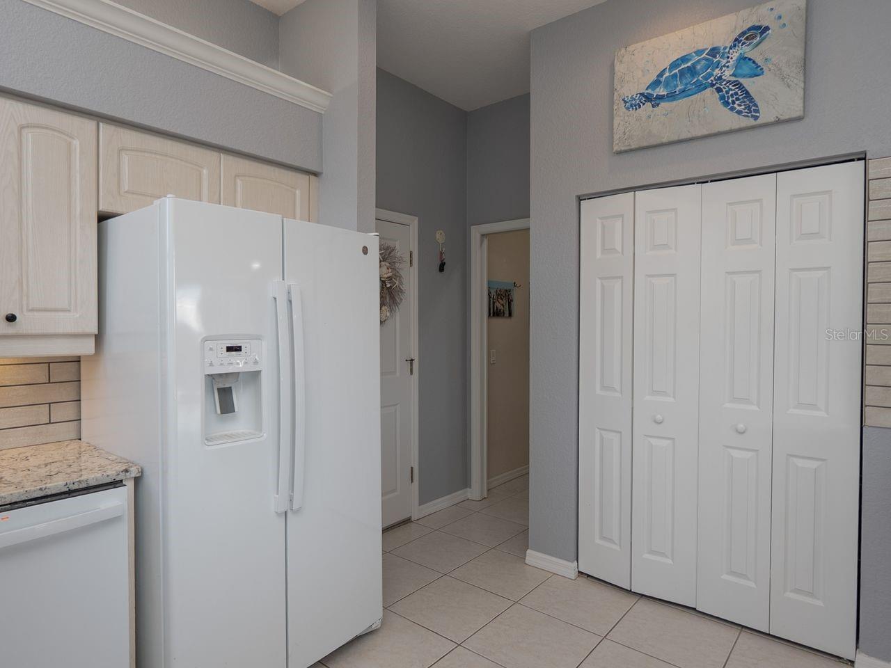 Image 14 of 60 For 25 Windsor Drive