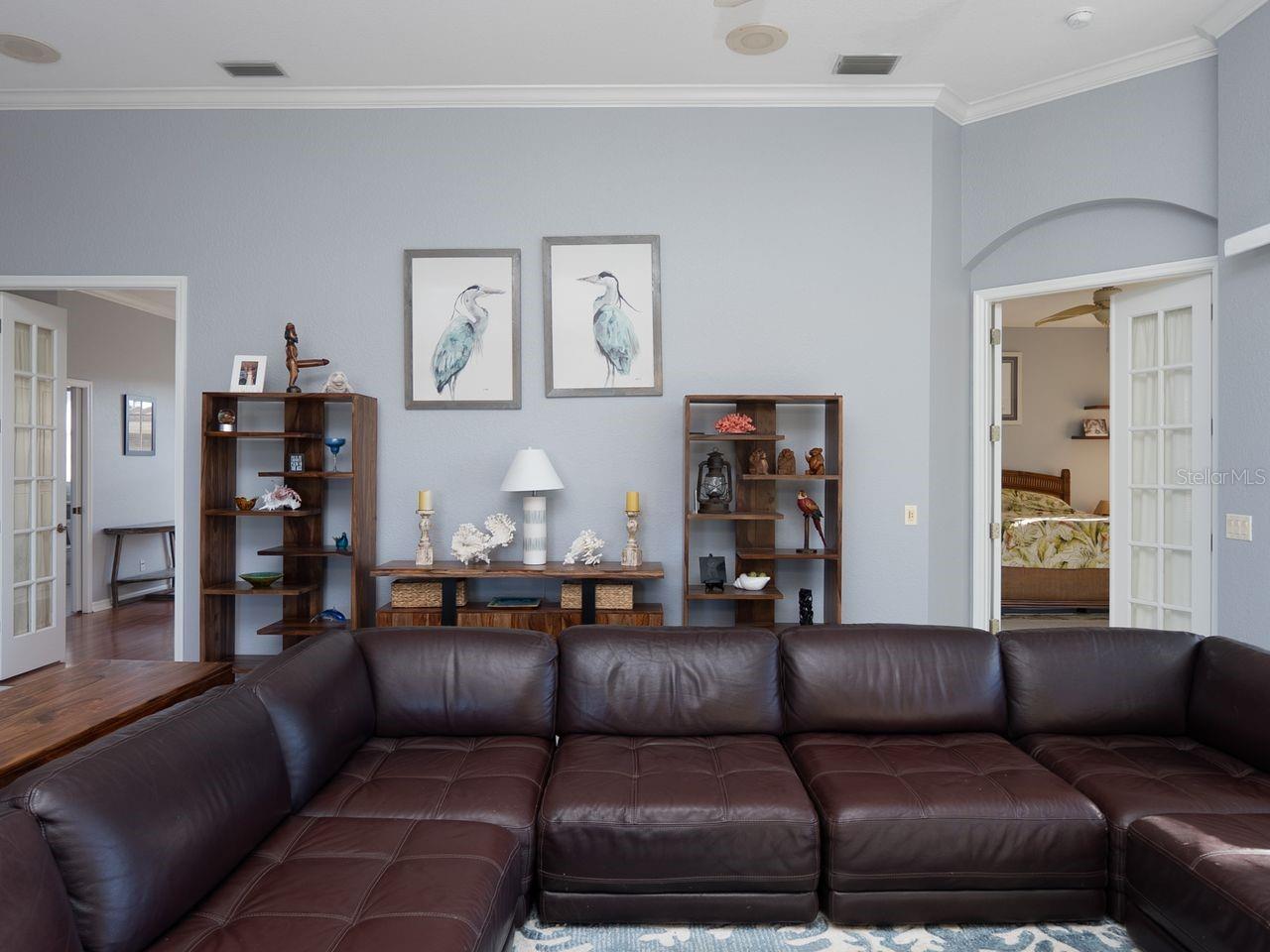 Image 17 of 60 For 25 Windsor Drive