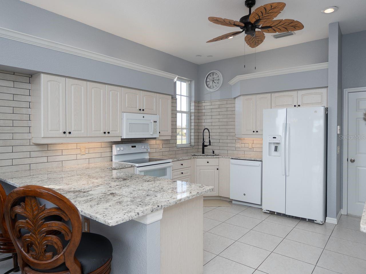 Image 3 of 60 For 25 Windsor Drive