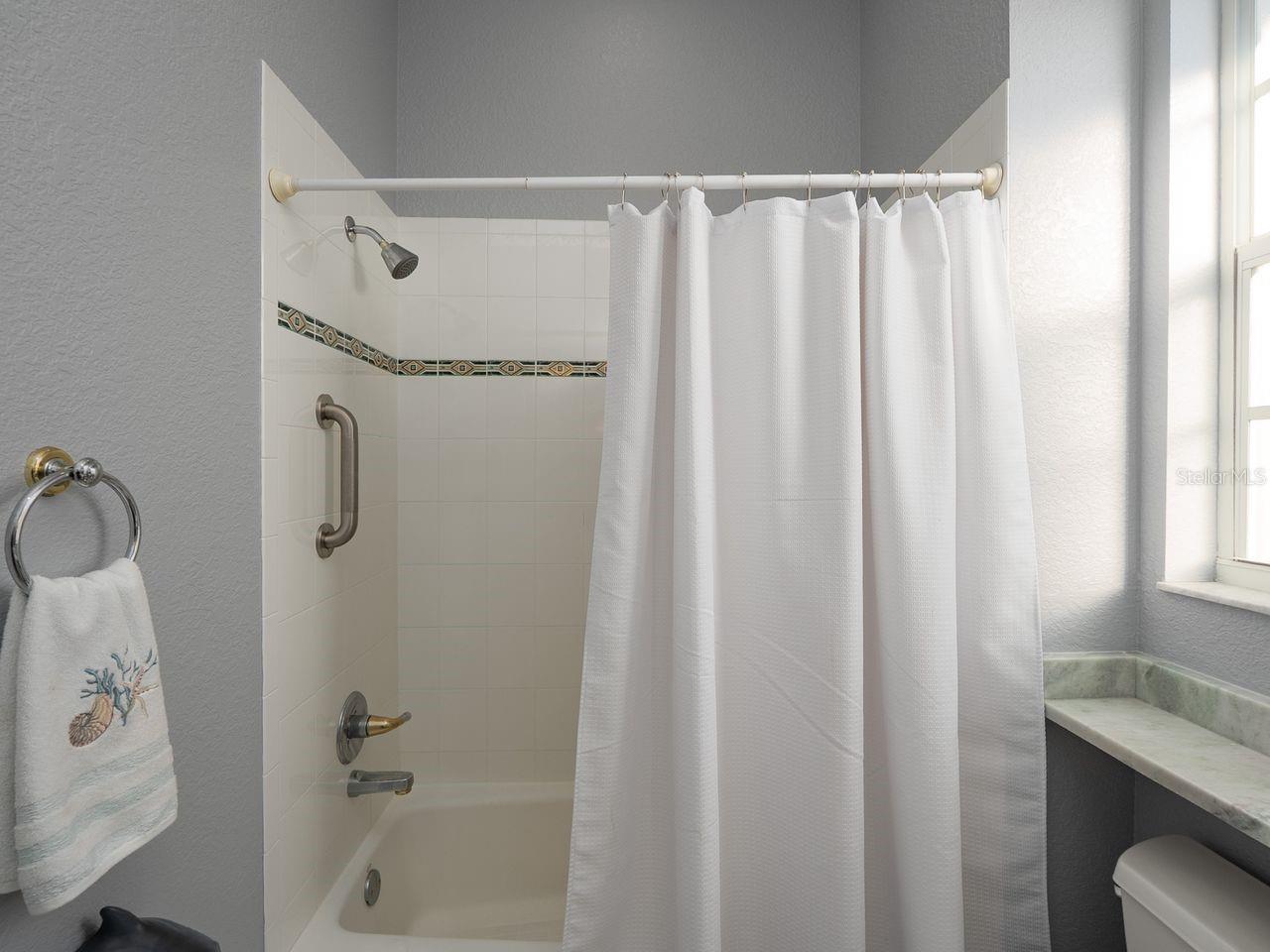 Image 36 of 60 For 25 Windsor Drive