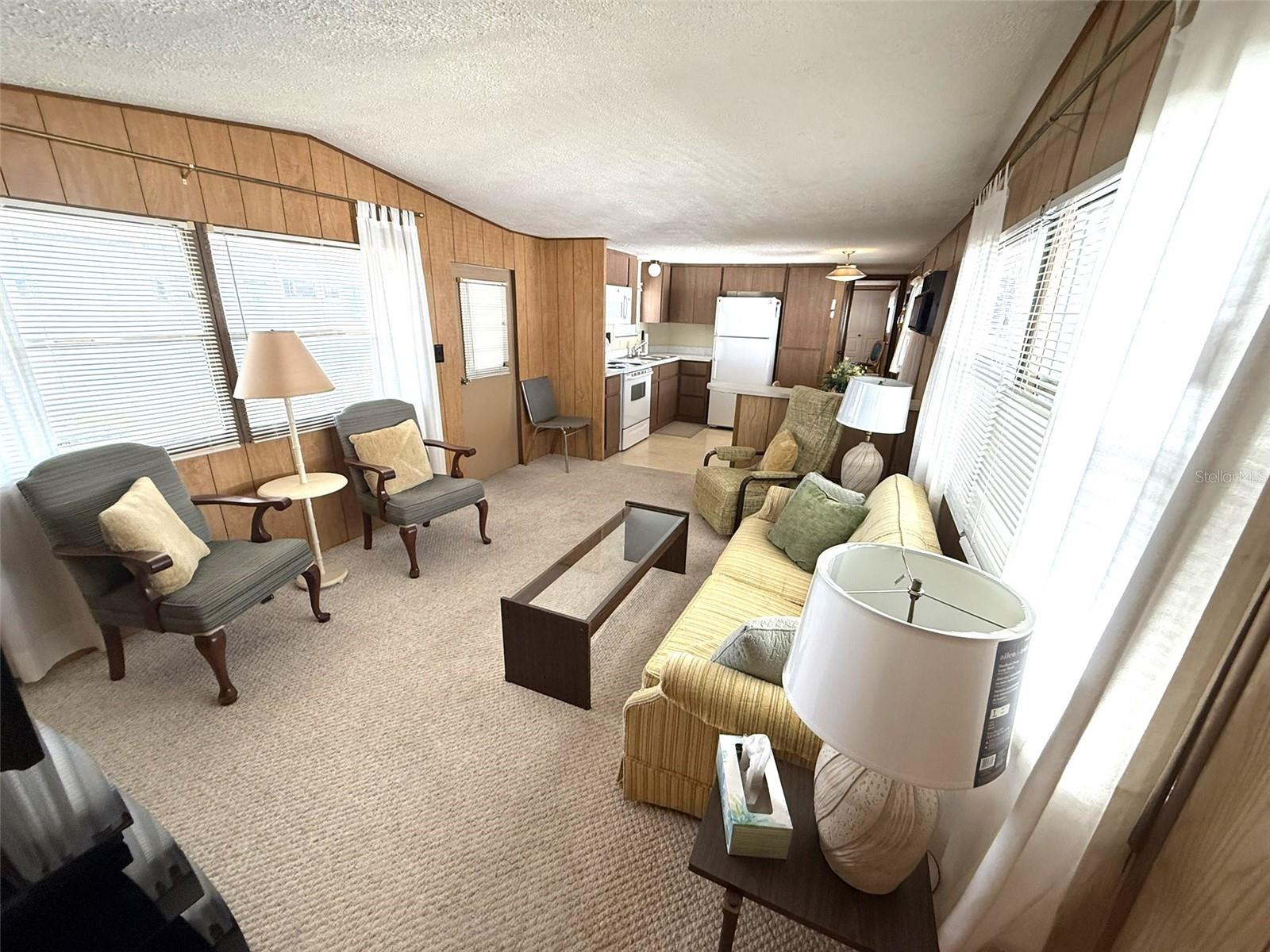 Image 11 of 42 For 212 Wolverine Avenue