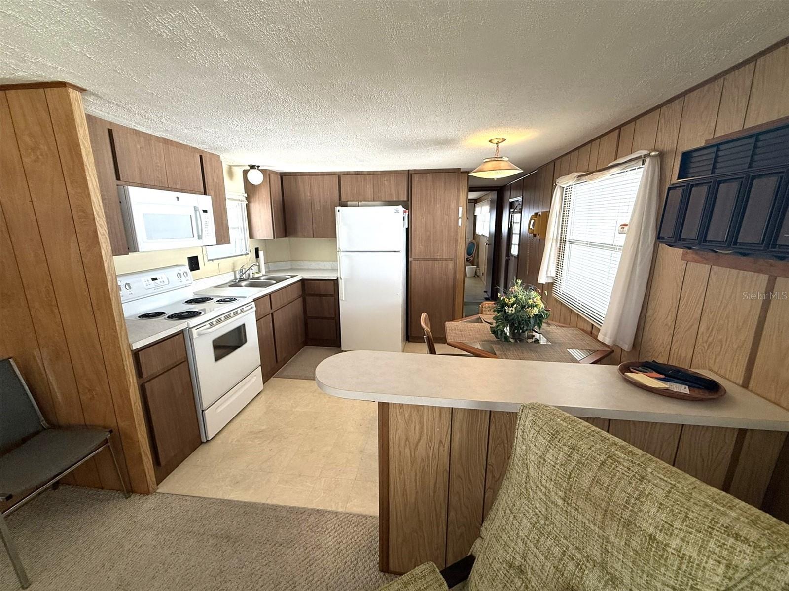 Image 13 of 42 For 212 Wolverine Avenue