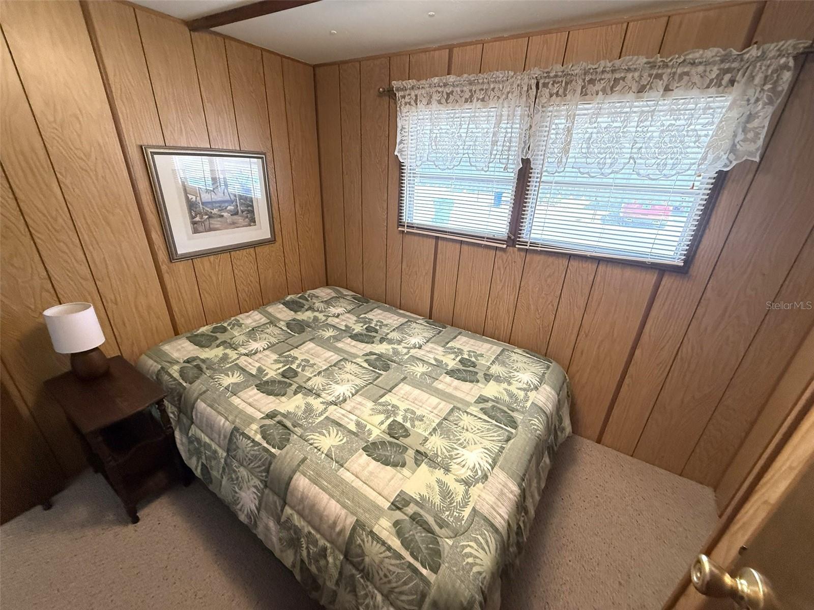 Image 23 of 42 For 212 Wolverine Avenue