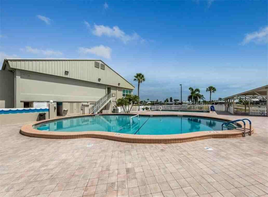 Image 36 of 42 For 212 Wolverine Avenue