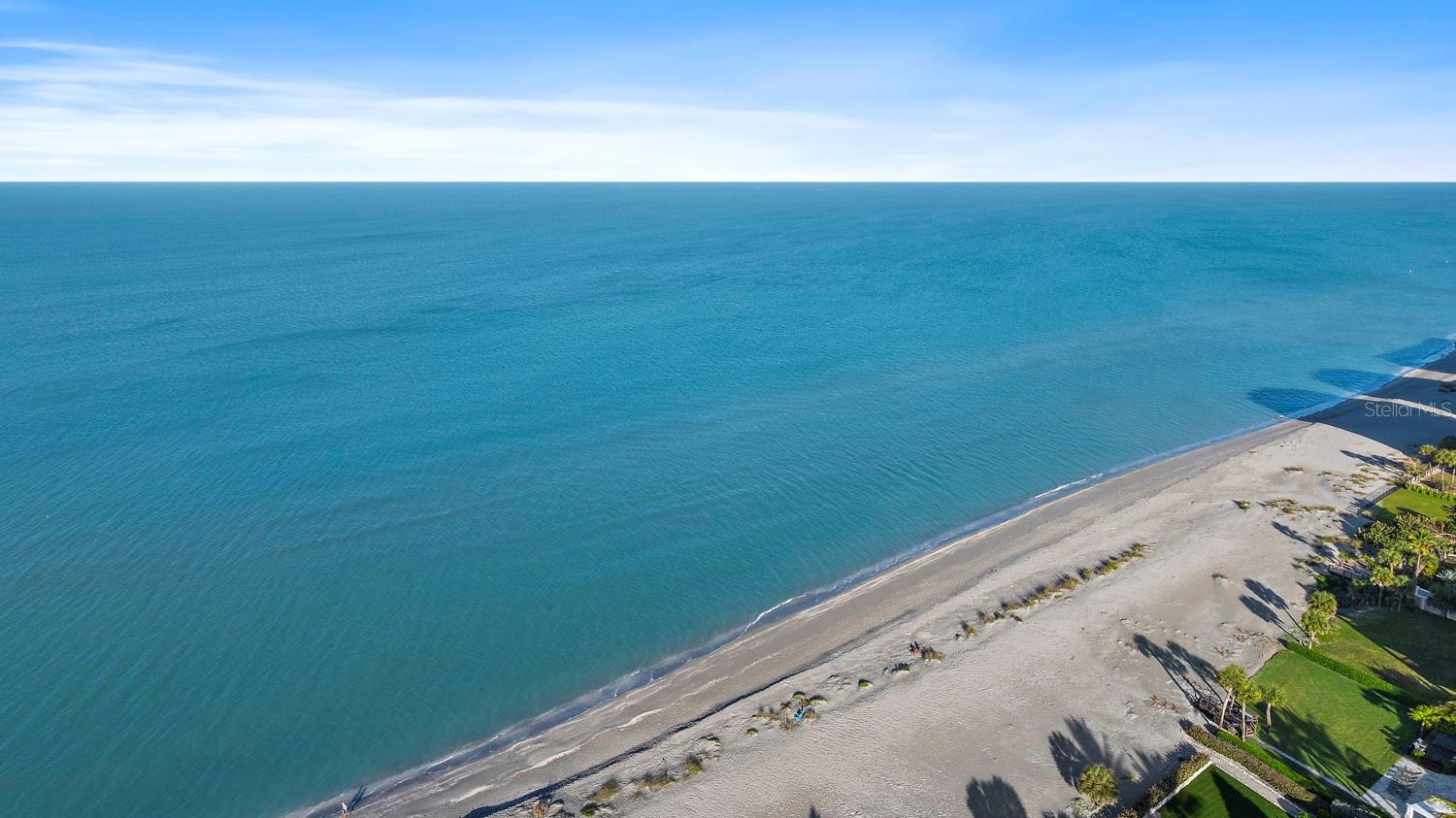 Image 34 of 39 For 514 Harbor Drive S