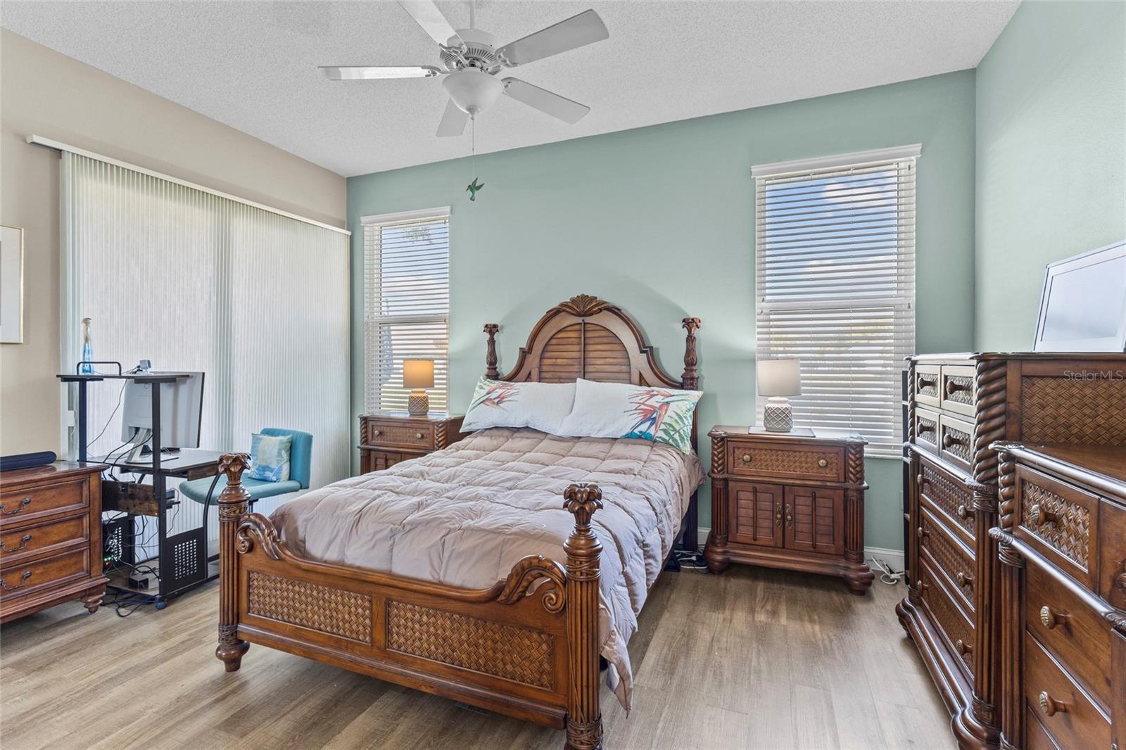 Image 16 of 41 For 526 Catalina Isles Circle