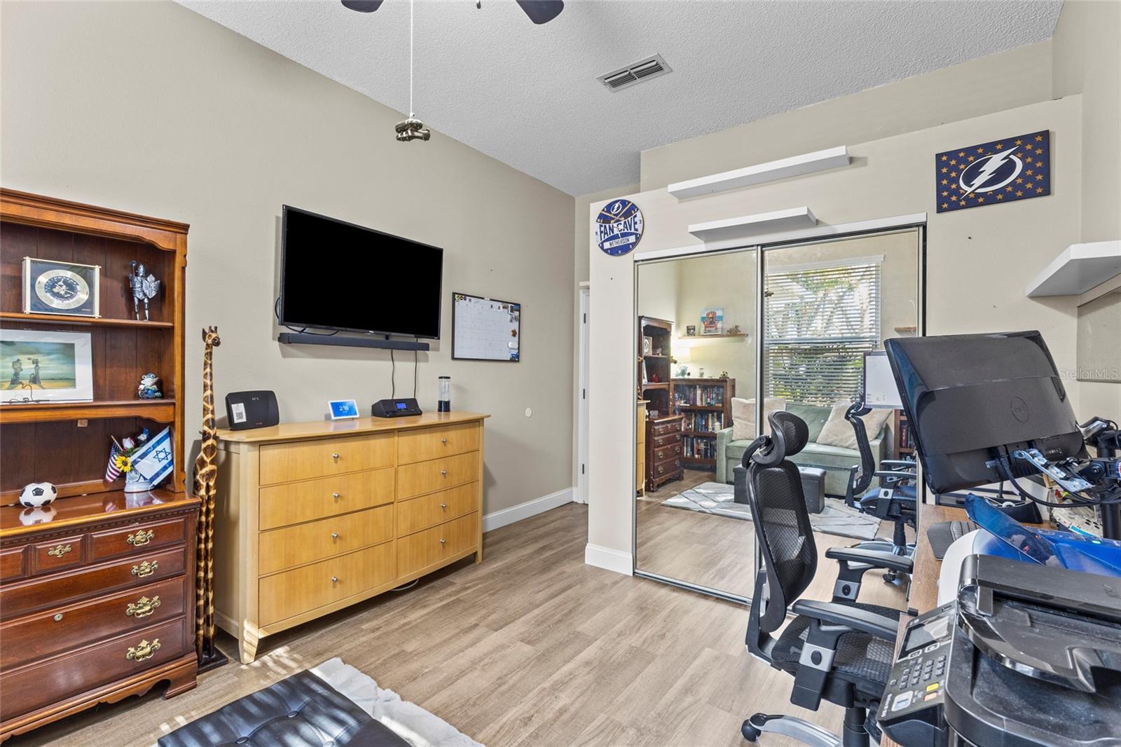 Image 21 of 41 For 526 Catalina Isles Circle