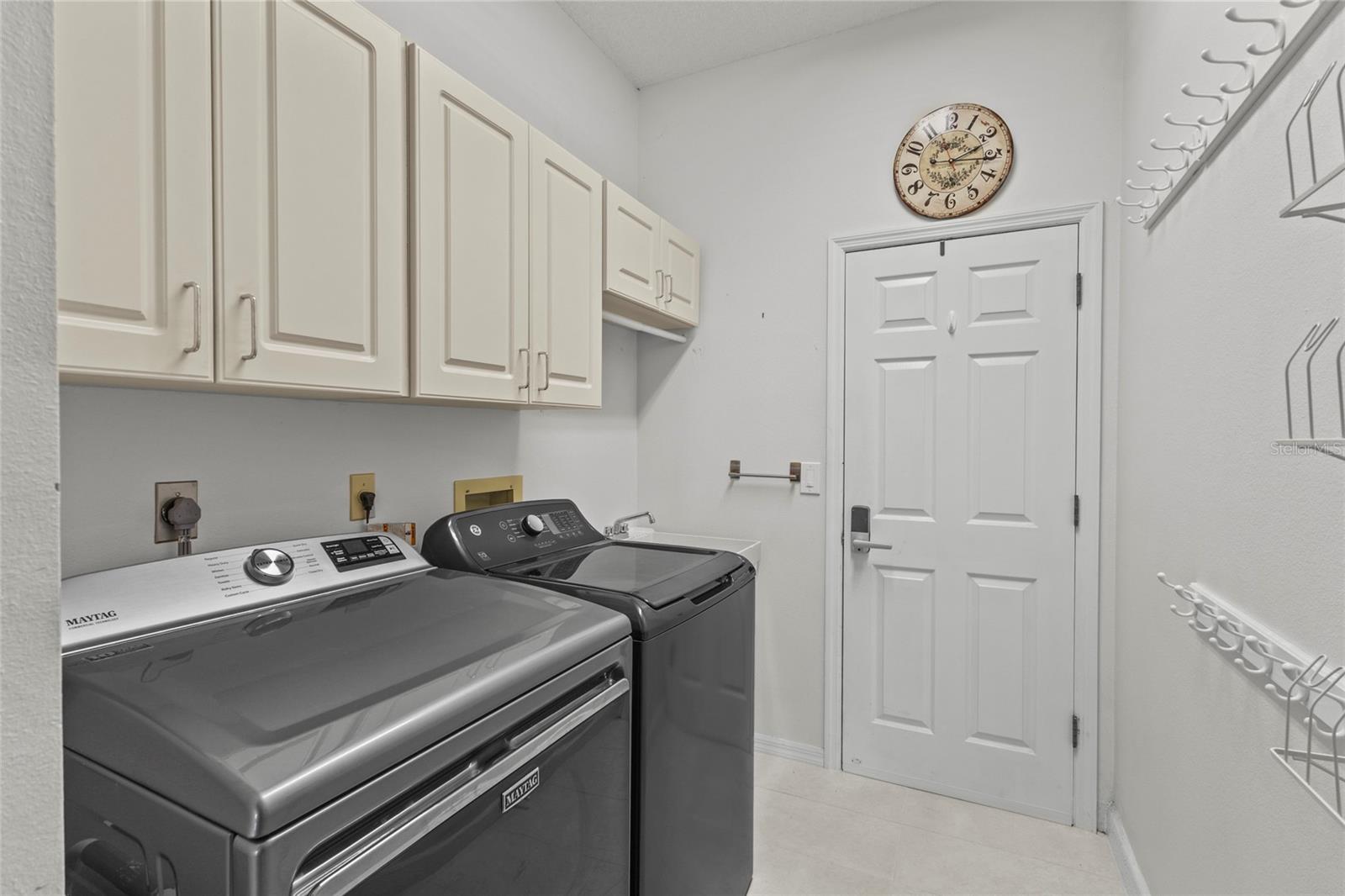 Image 25 of 41 For 526 Catalina Isles Circle