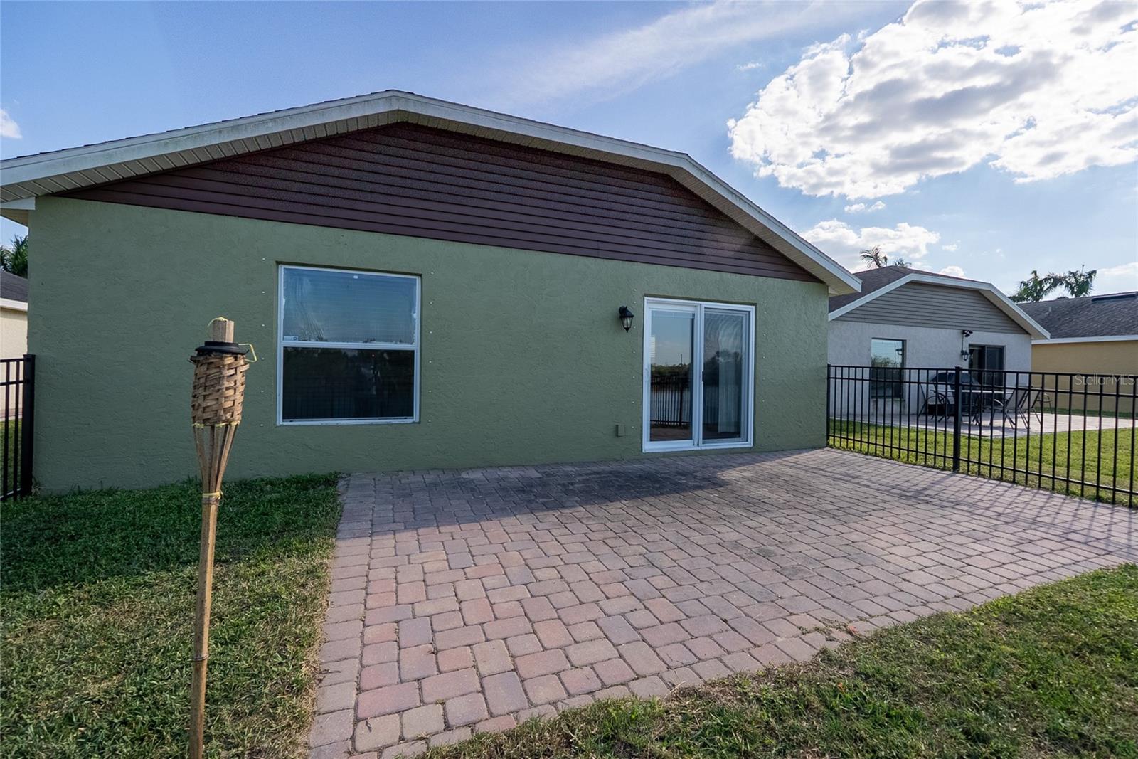 Image 24 of 32 For 4835 San Ortebello Drive