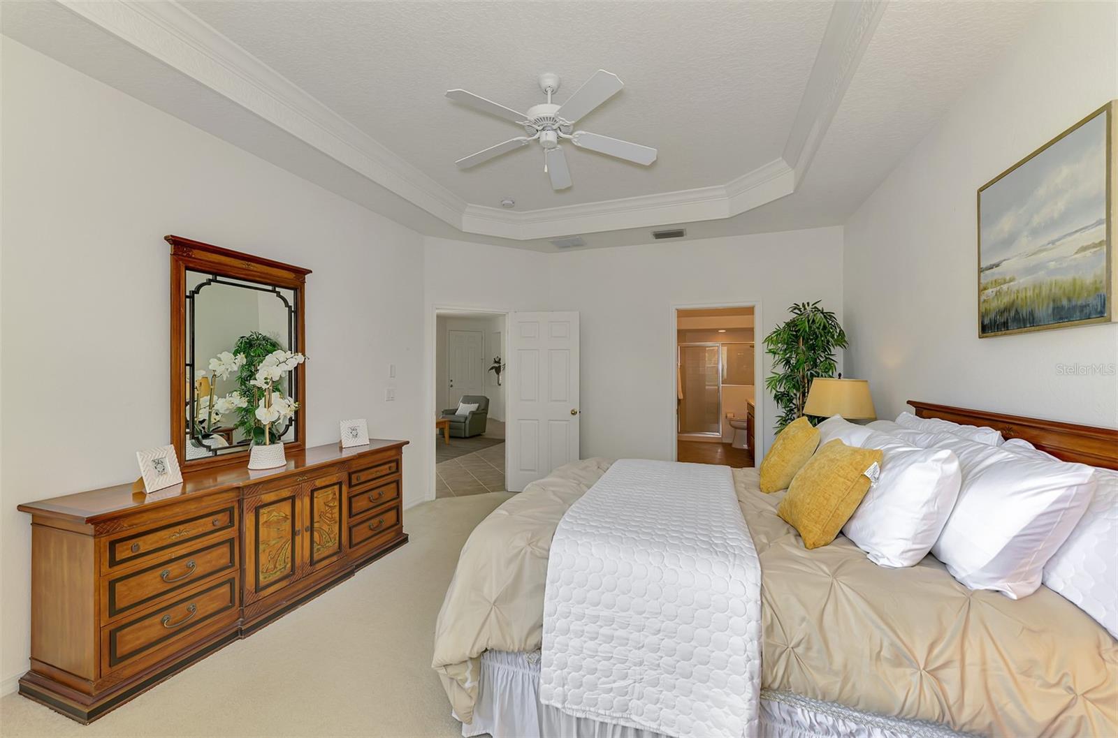 Image 32 of 95 For 9367 Carnaby Drive