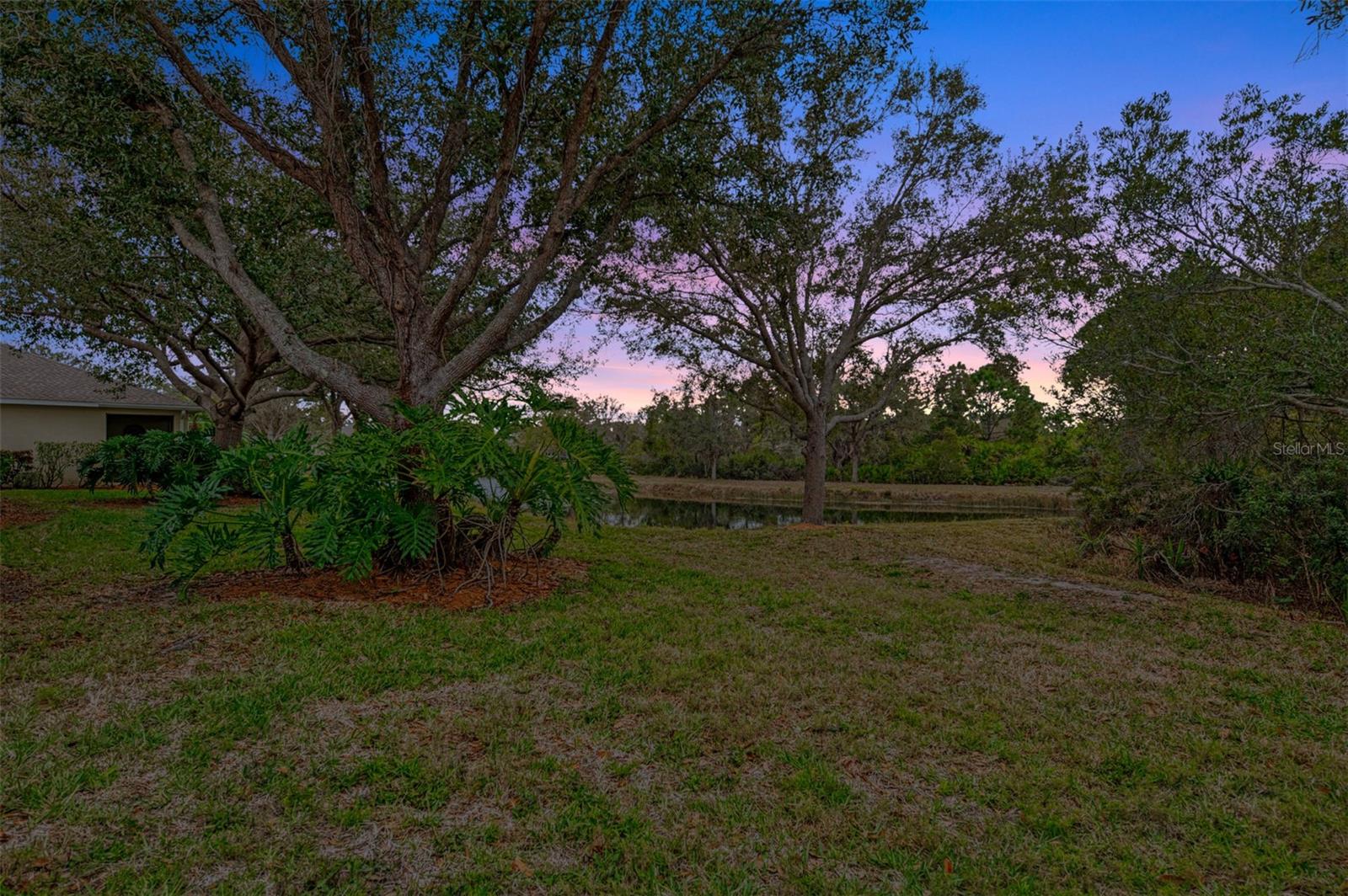 Image 44 of 95 For 9367 Carnaby Drive