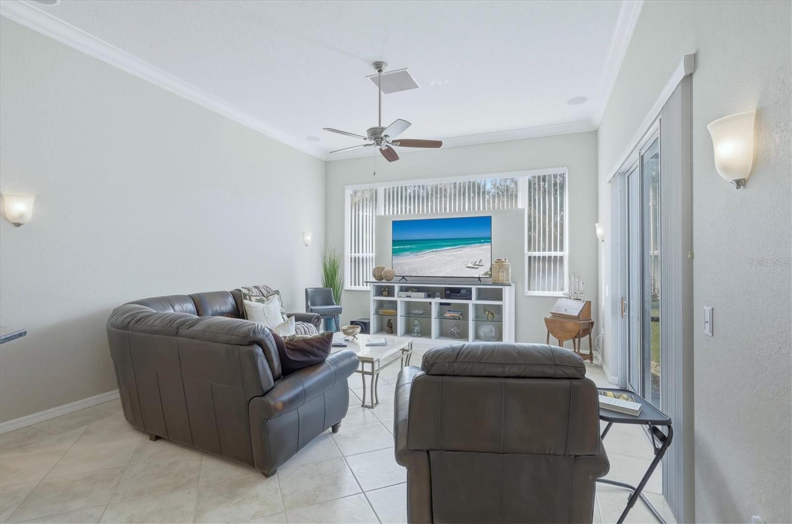 Image 14 of 38 For 4967 Wild Daisy Lane