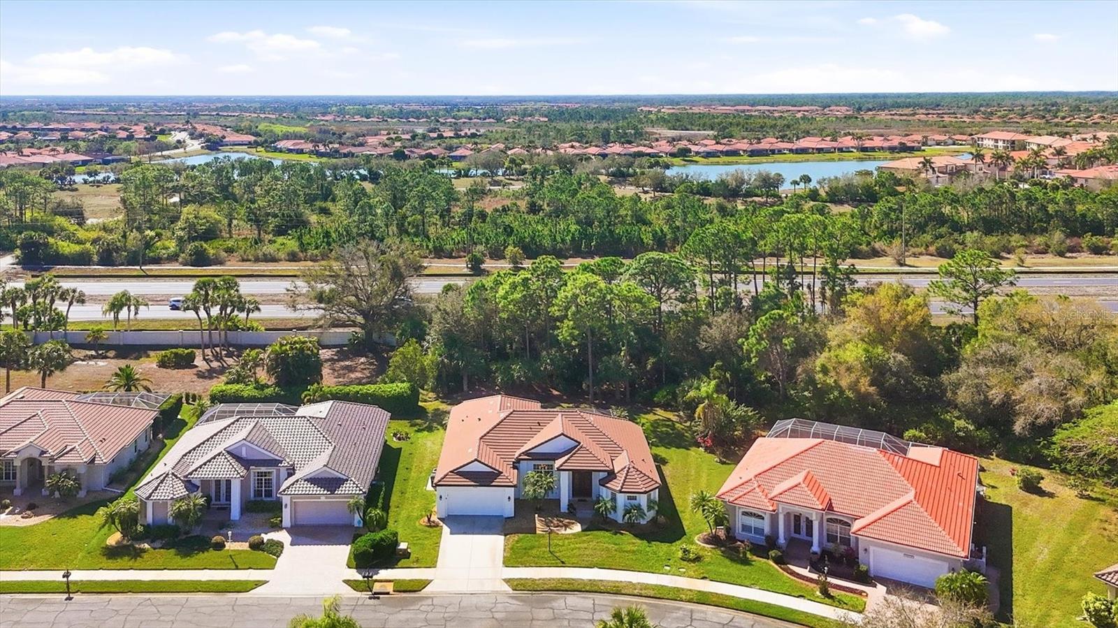 Image 2 of 38 For 4967 Wild Daisy Lane