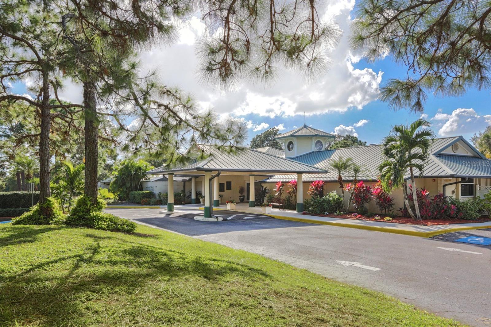 Listing photo id 46 for 1832 Ironwood Court