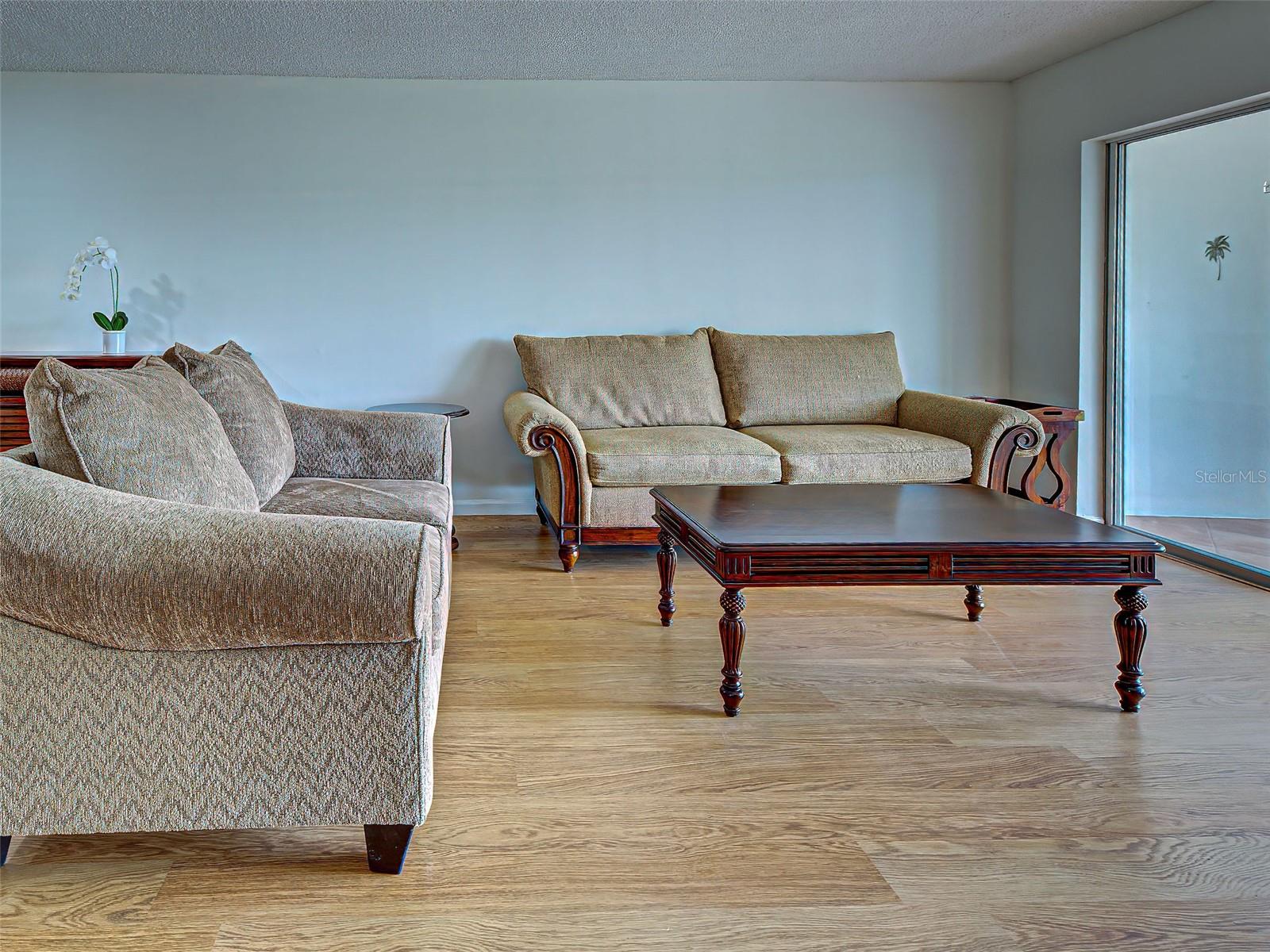 Image 16 of 52 For 414 Cerromar Circle S 152