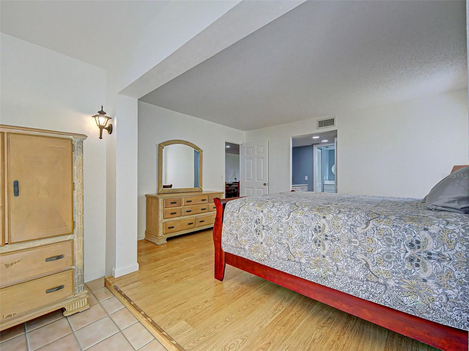 Image 20 of 52 For 414 Cerromar Circle S 152