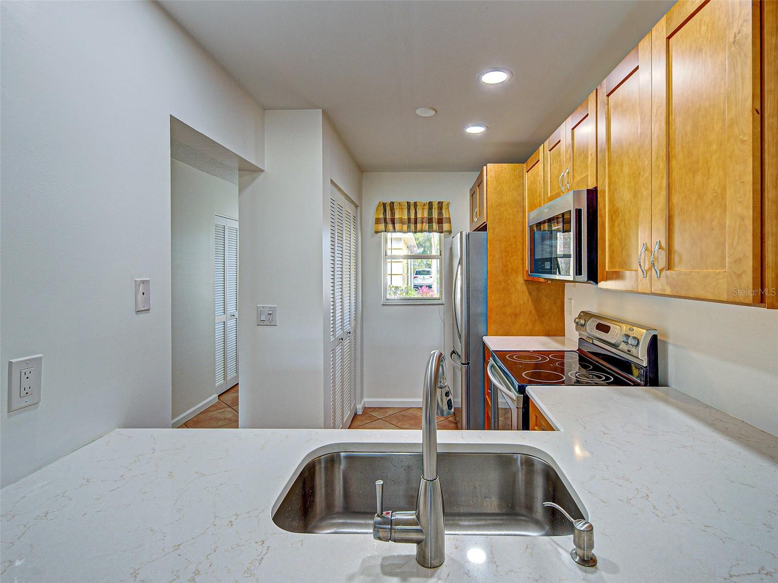 Image 8 of 52 For 414 Cerromar Circle S 152