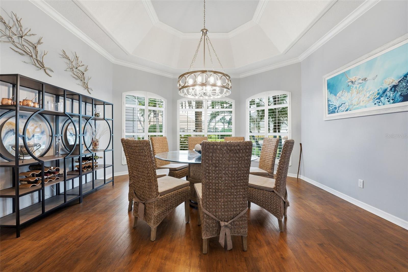 Image 16 of 93 For 434 Tremingham Way