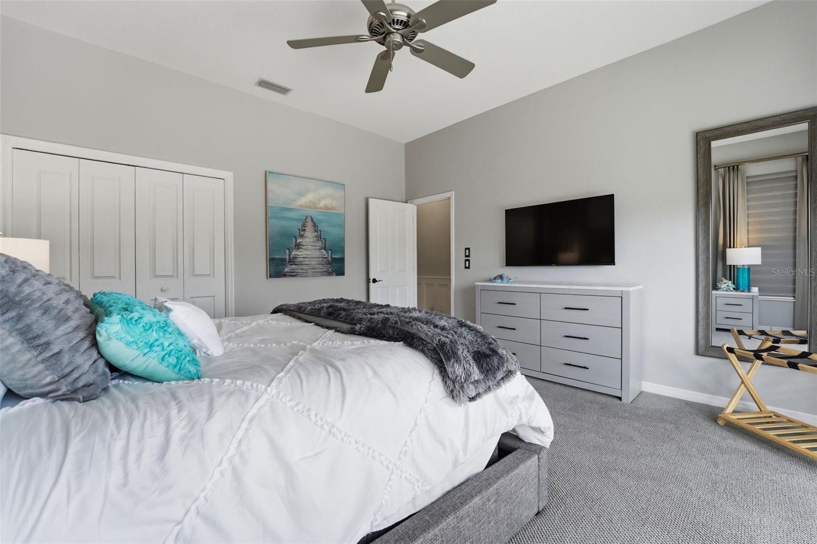 Image 36 of 93 For 434 Tremingham Way